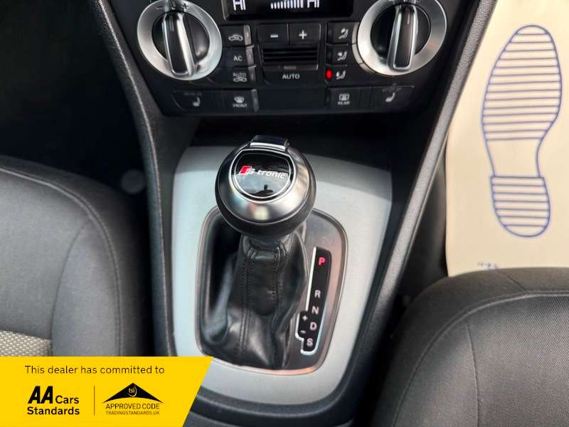 2012 AUDI Q3 2012 AUDI Q3