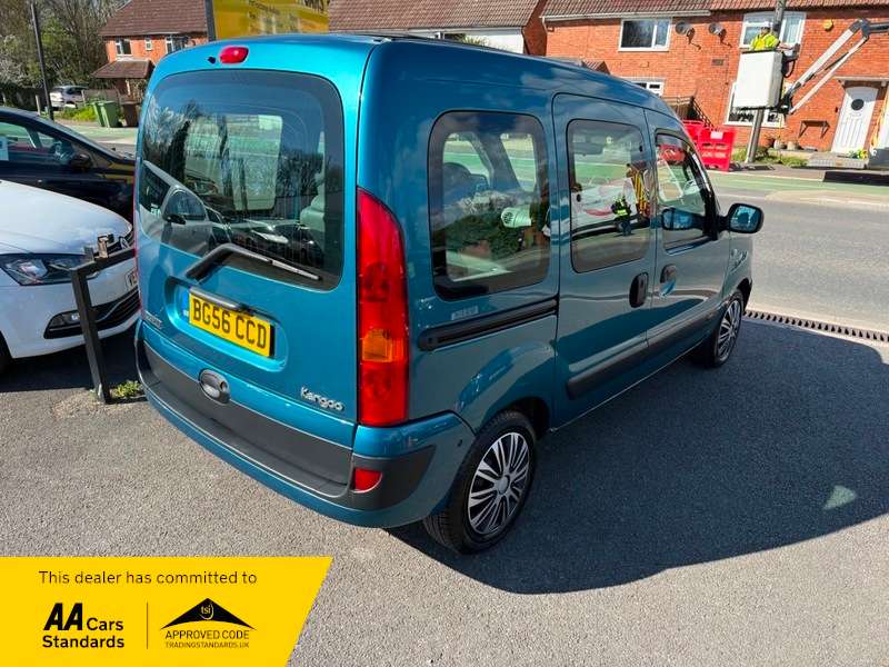 A 2006 RENAULT KANGOO EXPRESSION 16V A 2006 RENAULT KANGOO EXPRESSION 16V