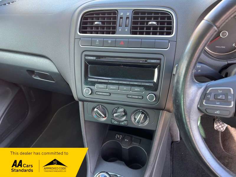 2011 VOLKSWAGEN POLO 2011 VOLKSWAGEN POLO