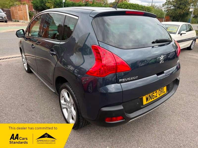 2012 PEUGEOT 3008 2012 PEUGEOT 3008