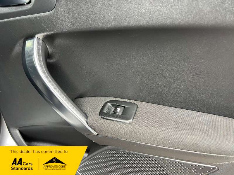 2018 PEUGEOT 2008 2018 PEUGEOT 2008