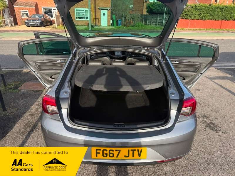 2017 VAUXHALL INSIGNIA 2017 VAUXHALL INSIGNIA