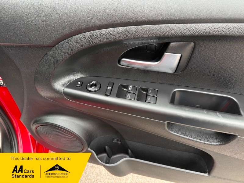 2017 KIA VENGA 2017 KIA VENGA