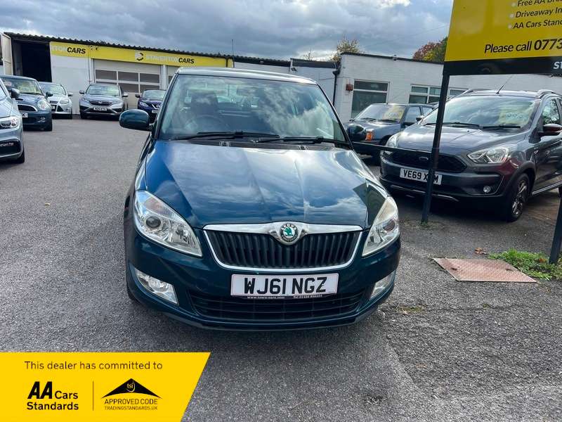 2011 SKODA FABIA 2011 SKODA FABIA