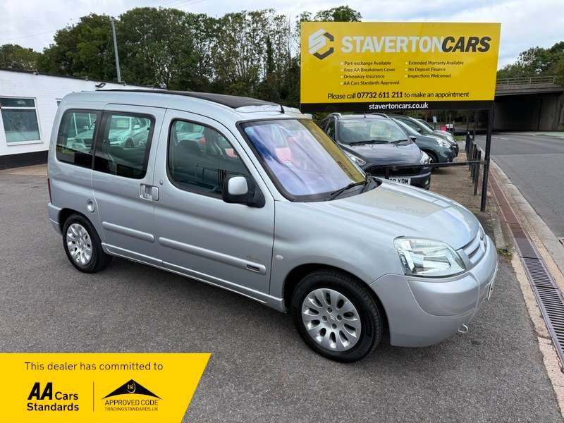 A 2003 CITROEN BERLINGO 16V MULTISPACE FORTE A 2003 CITROEN BERLINGO 16V MULTISPACE FORTE