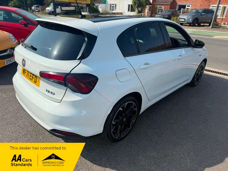 2021 FIAT TIPO 2021 FIAT TIPO