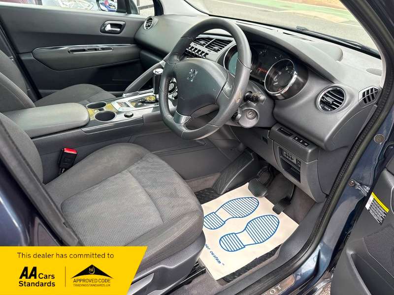 2012 PEUGEOT 3008 2012 PEUGEOT 3008
