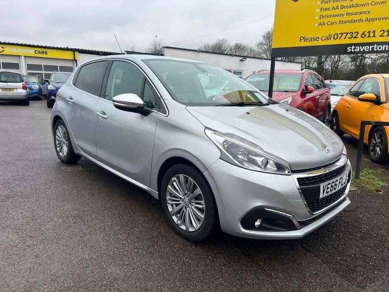 A 2017 PEUGEOT 208 S/S ALLURE A 2017 PEUGEOT 208 S/S ALLURE