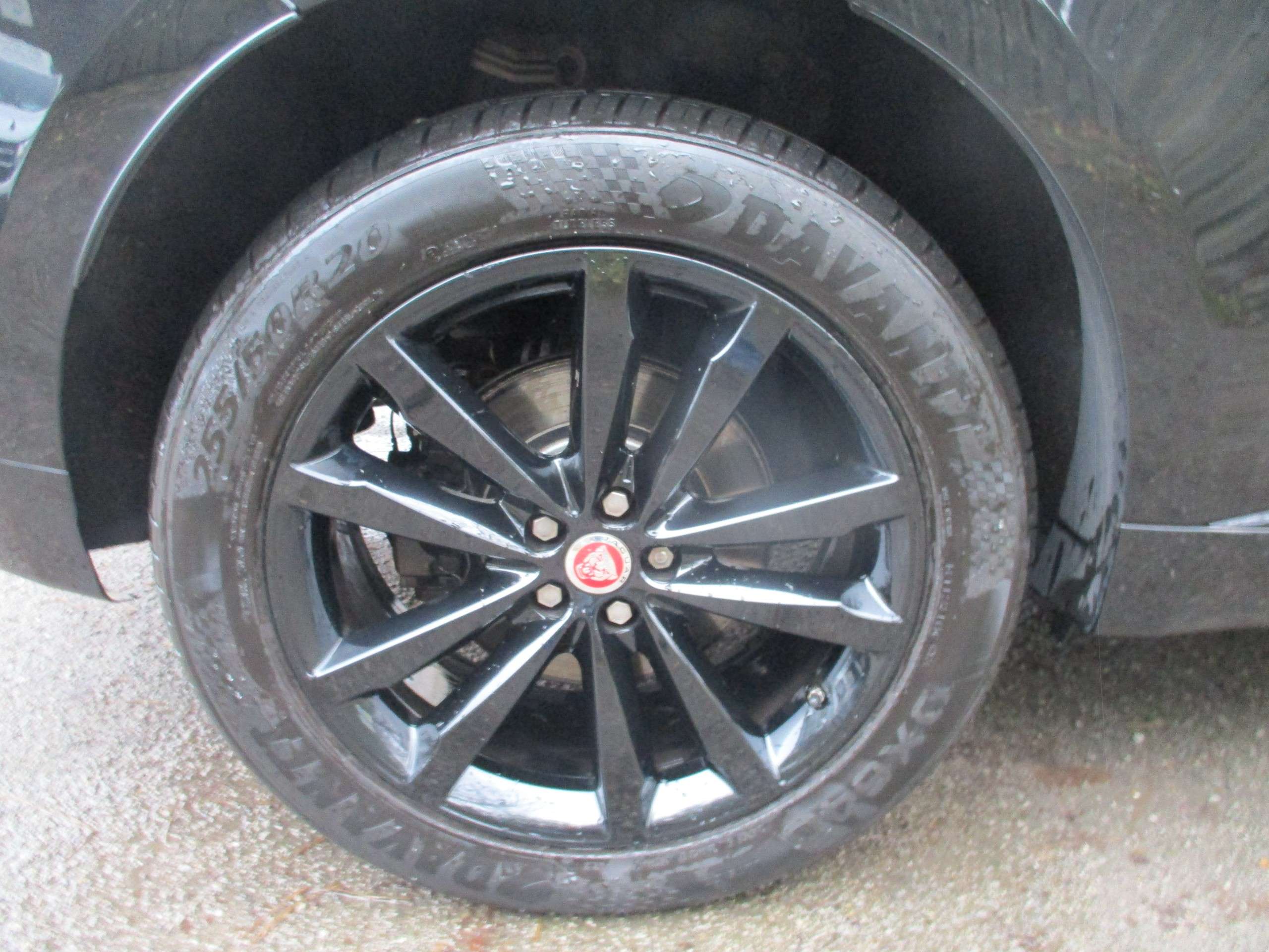 2018 JAGUAR F-PACE 2018 JAGUAR F-PACE