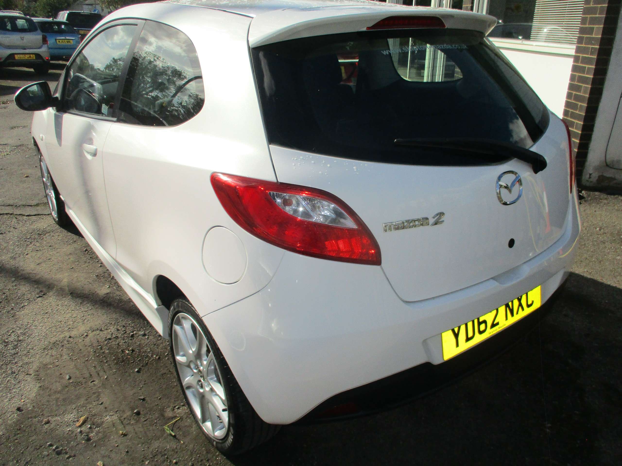 A 2012 MAZDA MAZDA2 1.3 Tamura Hatchback 3dr Petrol Manual Euro 5 (84 ps) A 2012 MAZDA MAZDA2 1.3 Tamura Hatchback 3dr Petrol Manual Euro 5 (84 ps)