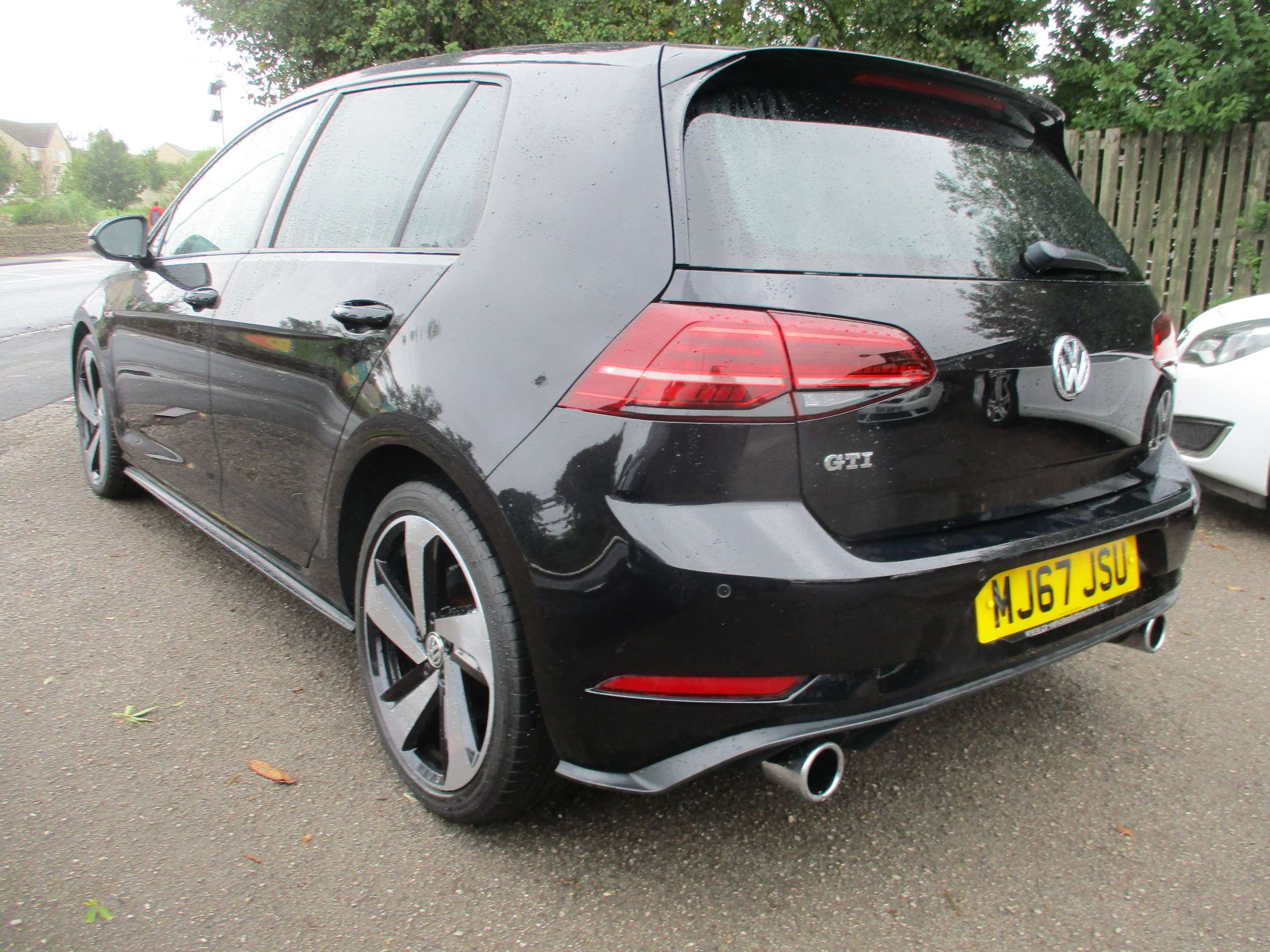 2017 VOLKSWAGEN GOLF 2017 VOLKSWAGEN GOLF