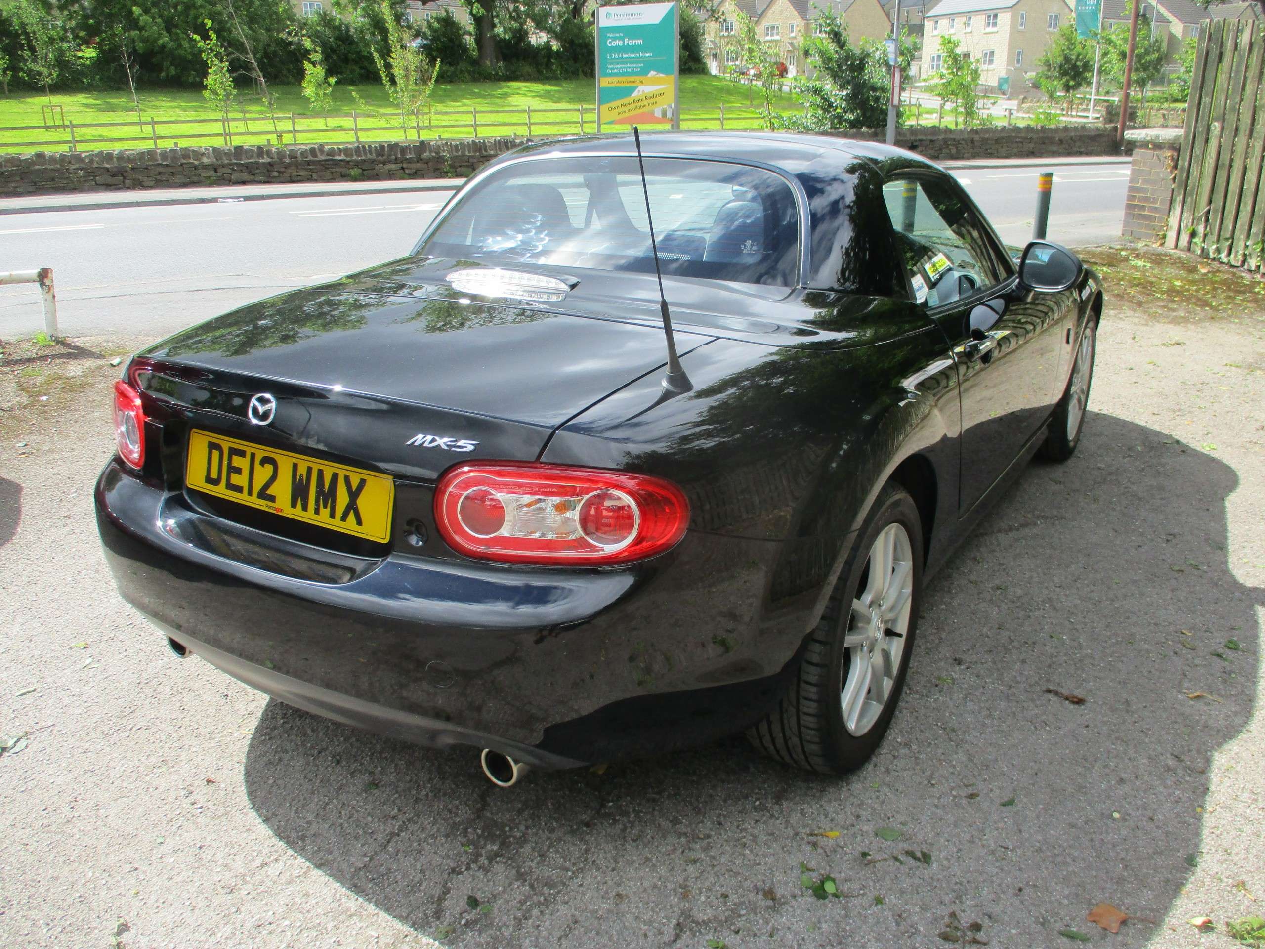 2012 MAZDA MX-5 2012 MAZDA MX-5