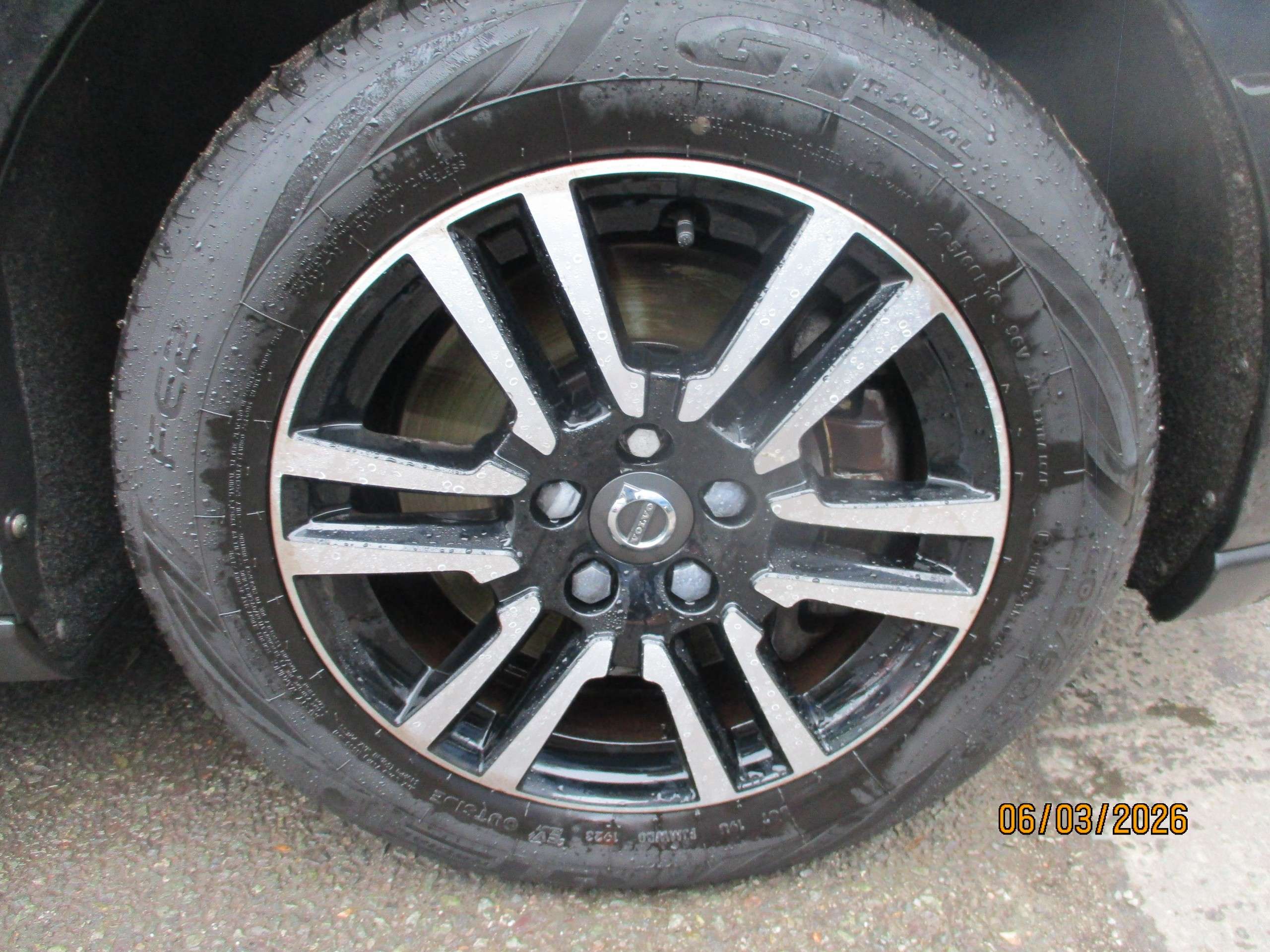 2018 VOLVO V40 CROSS COUNTRY 2018 VOLVO V40 CROSS COUNTRY