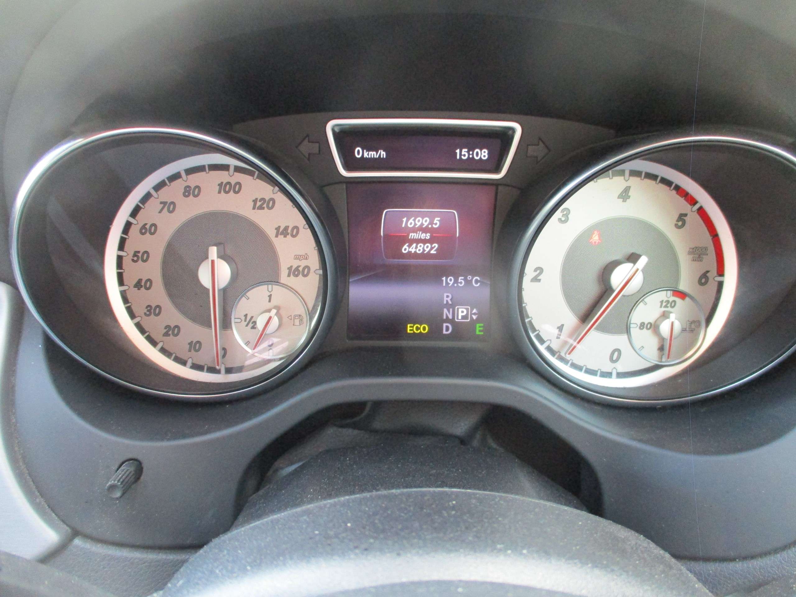 2015 MERCEDES-BENZ GLA 2015 MERCEDES-BENZ GLA