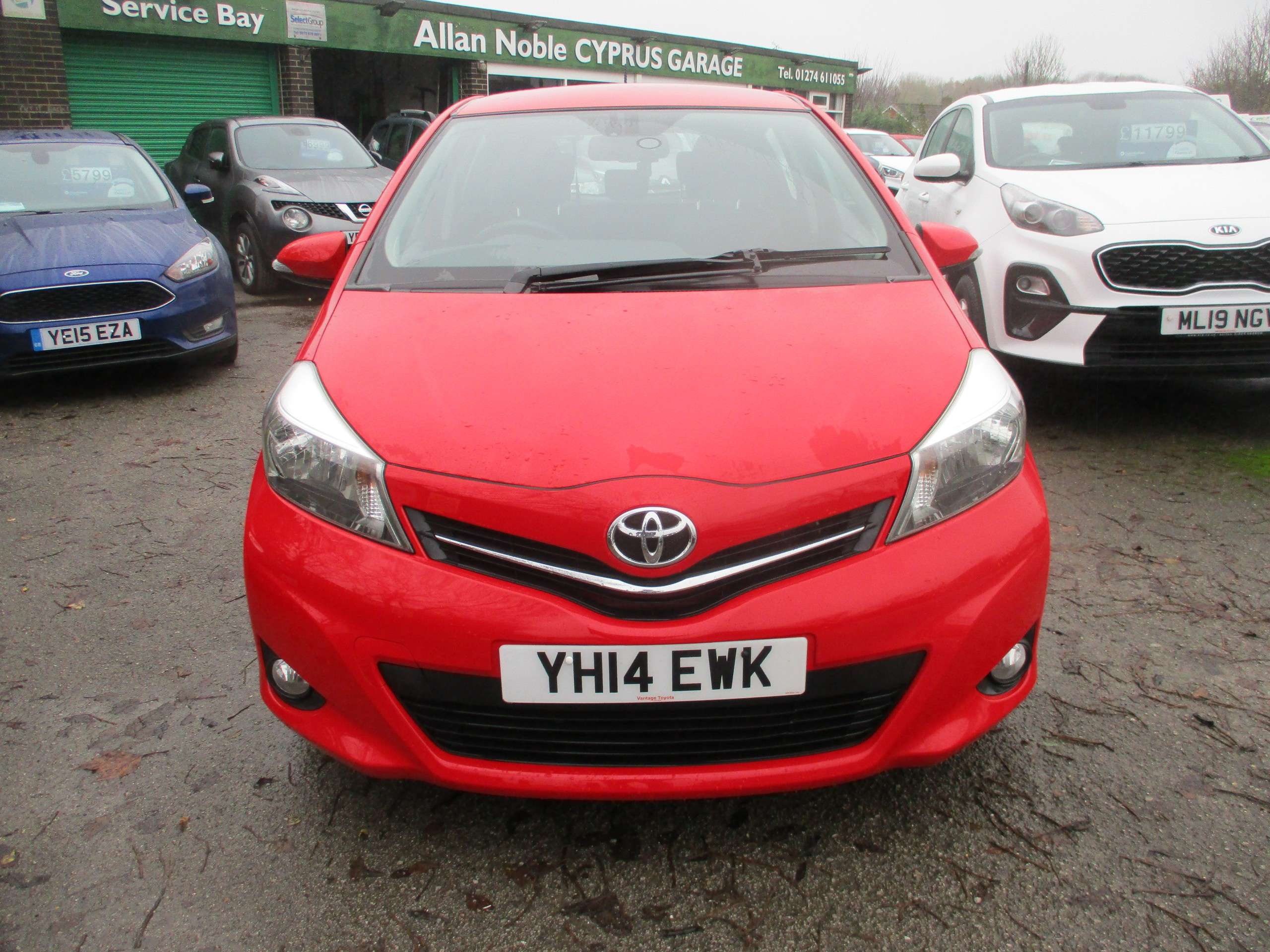 2014 TOYOTA YARIS 2014 TOYOTA YARIS