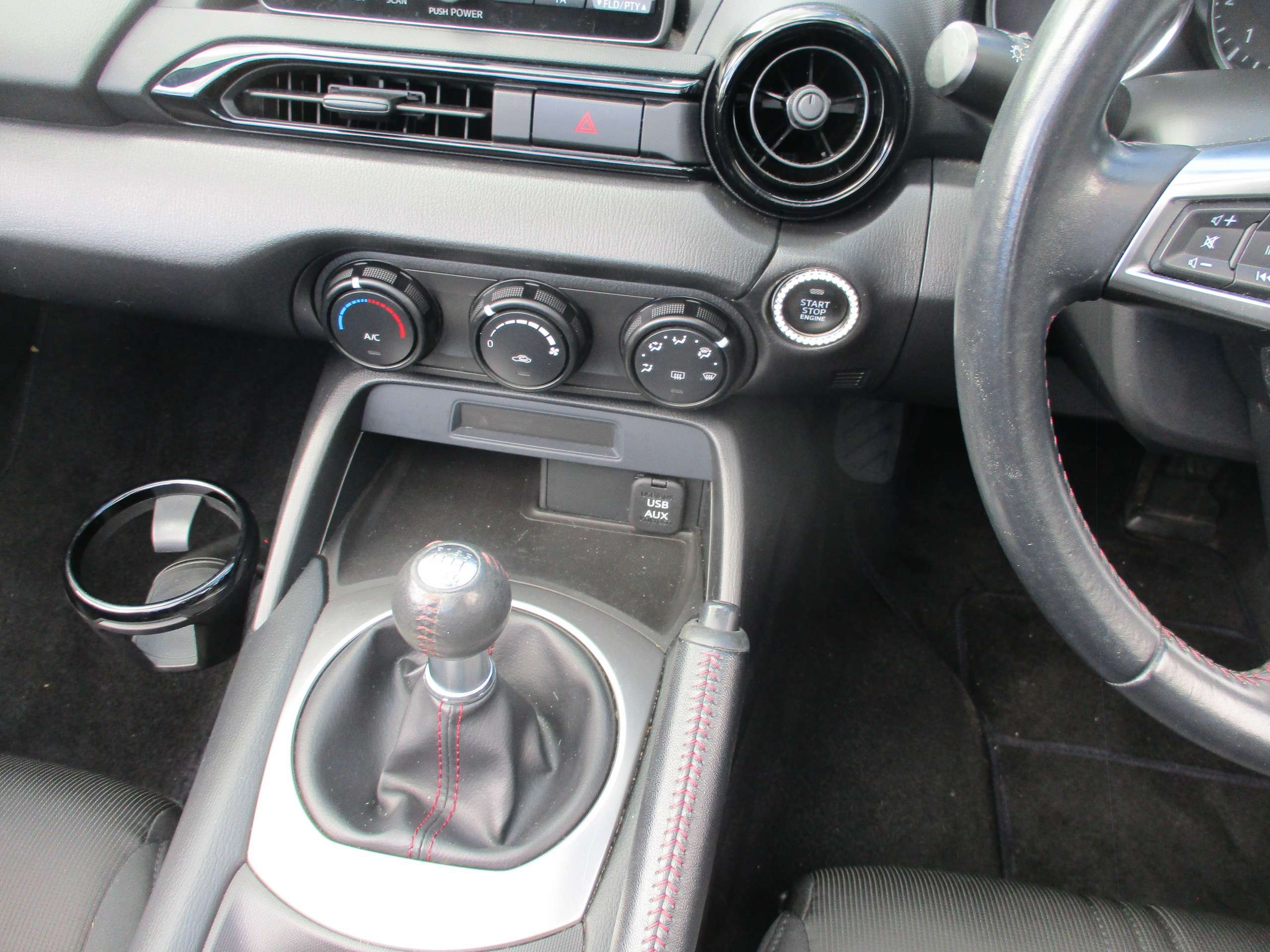 2018 MAZDA MX-5 2018 MAZDA MX-5