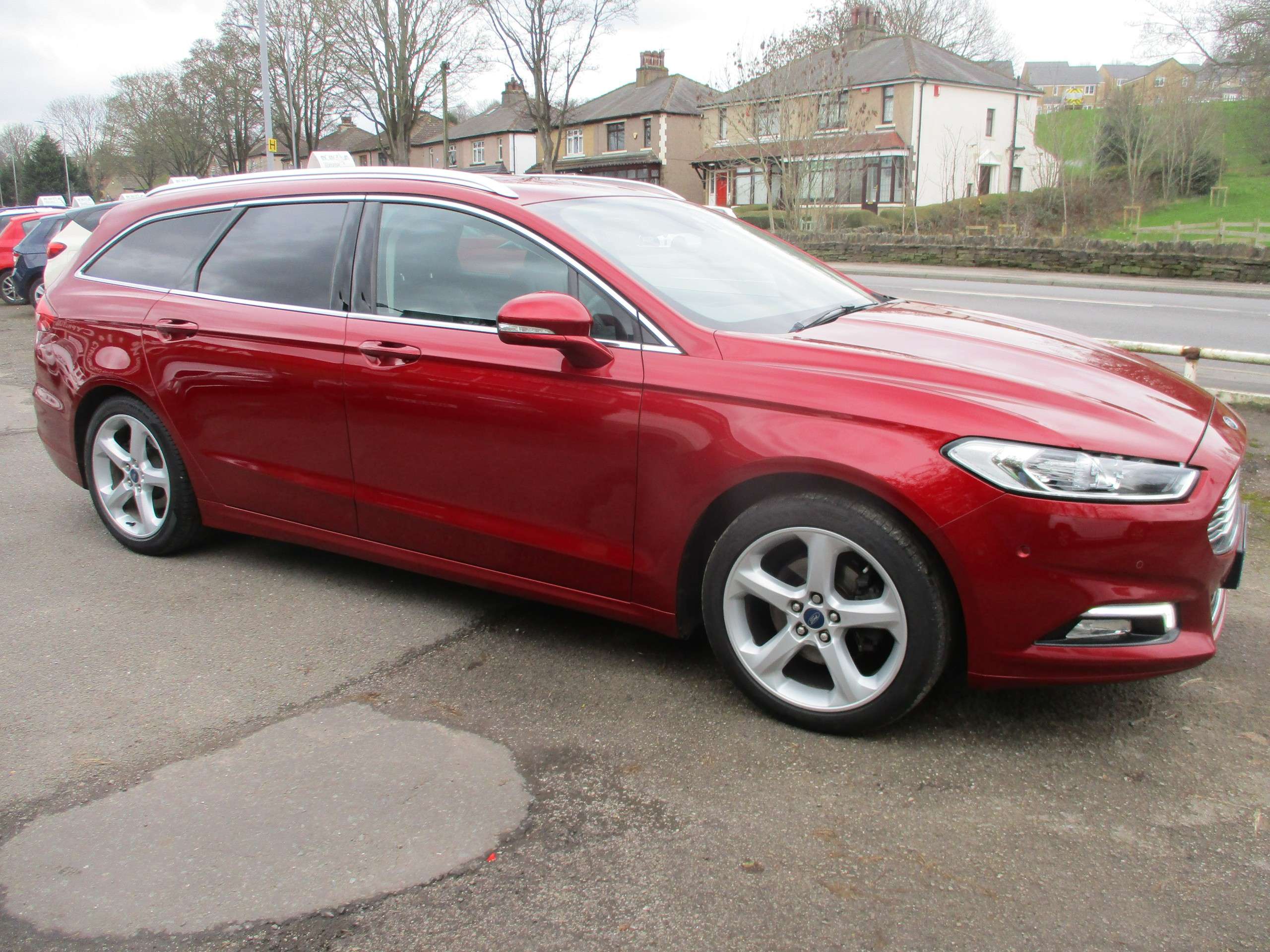 A 2019 FORD MONDEO 1.5T EcoBoost Titanium Edition Estate 5dr Petrol Auto Euro 6 (s/s) (165 ps) A 2019 FORD MONDEO 1.5T EcoBoost Titanium Edition Estate 5dr Petrol Auto Euro 6 (s/s) (165 ps)