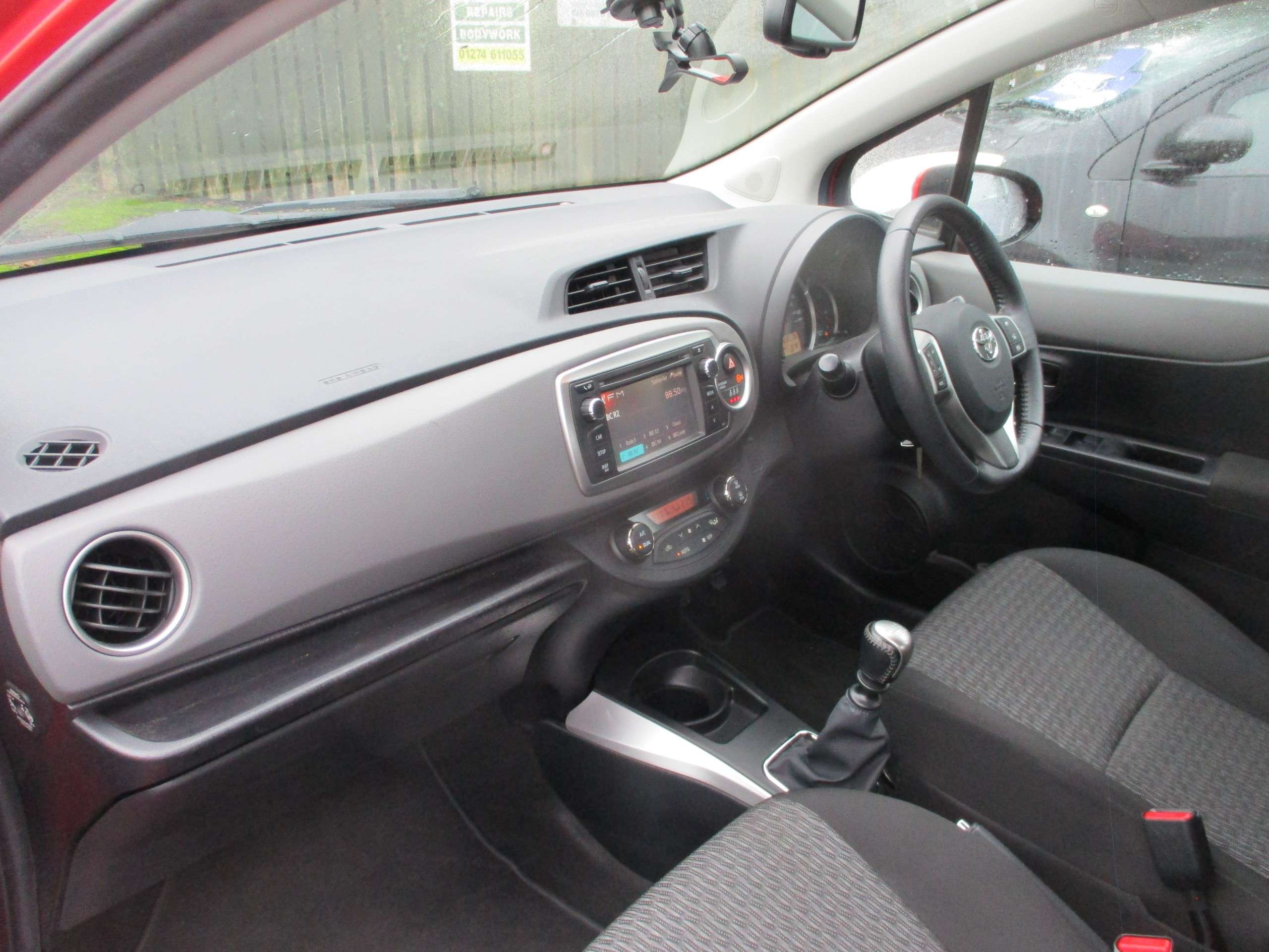 2014 TOYOTA YARIS 2014 TOYOTA YARIS