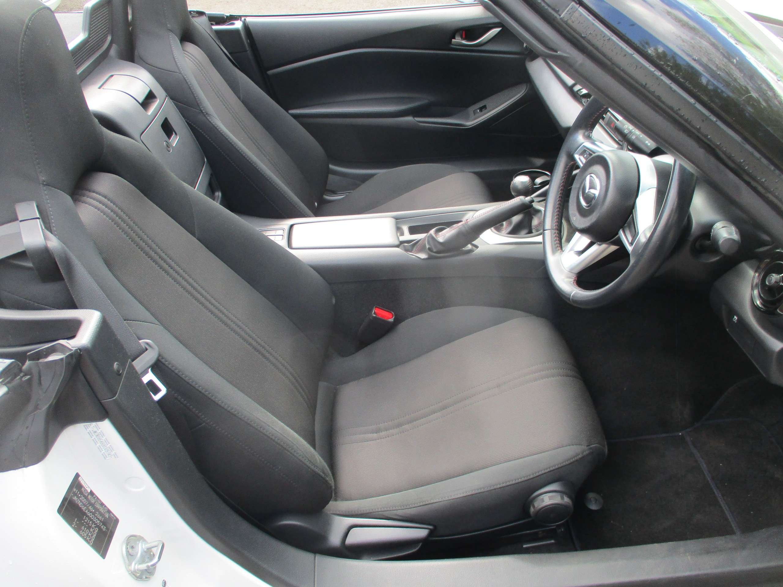 2018 MAZDA MX-5 2018 MAZDA MX-5