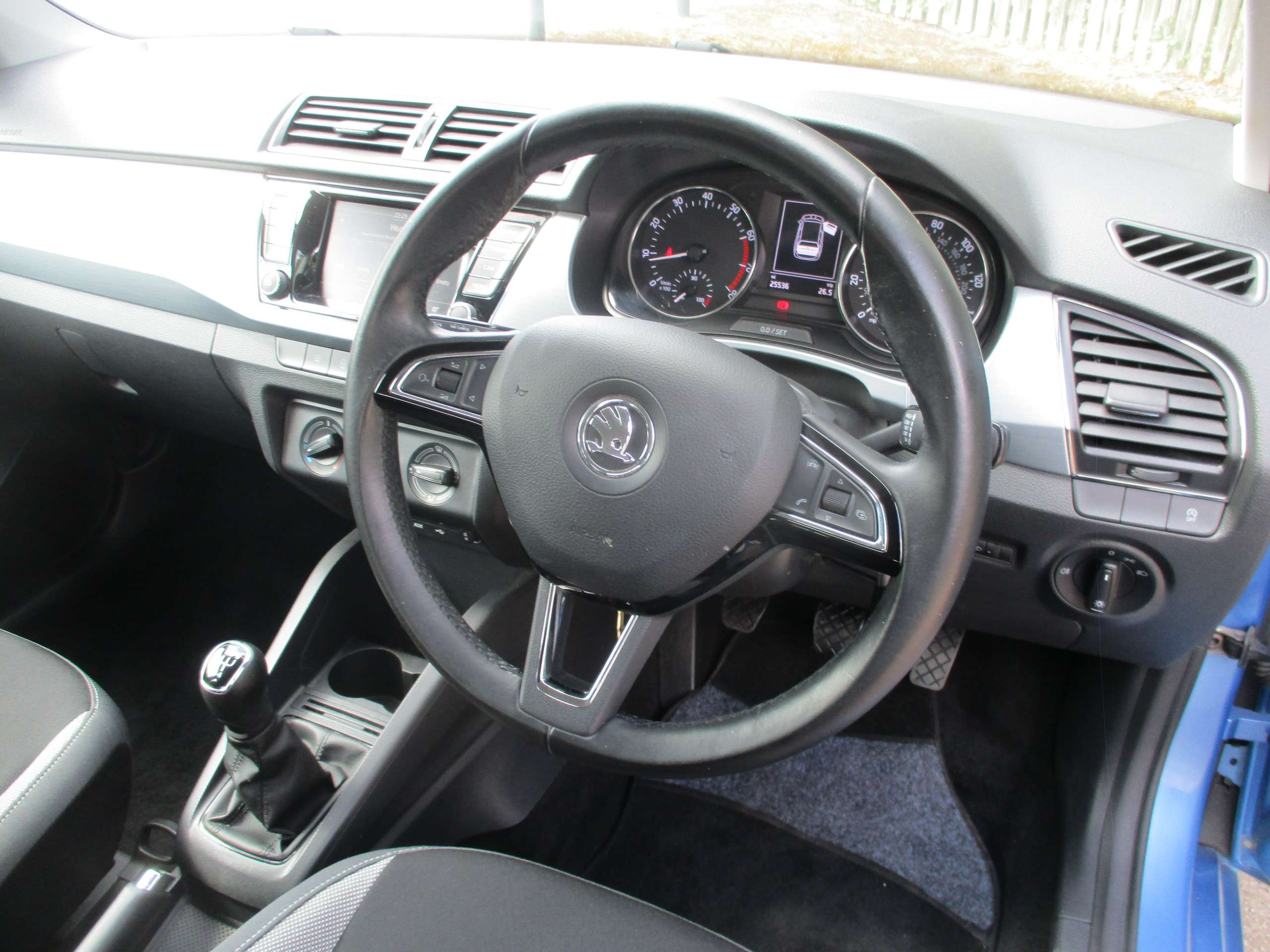 2017 SKODA FABIA 2017 SKODA FABIA