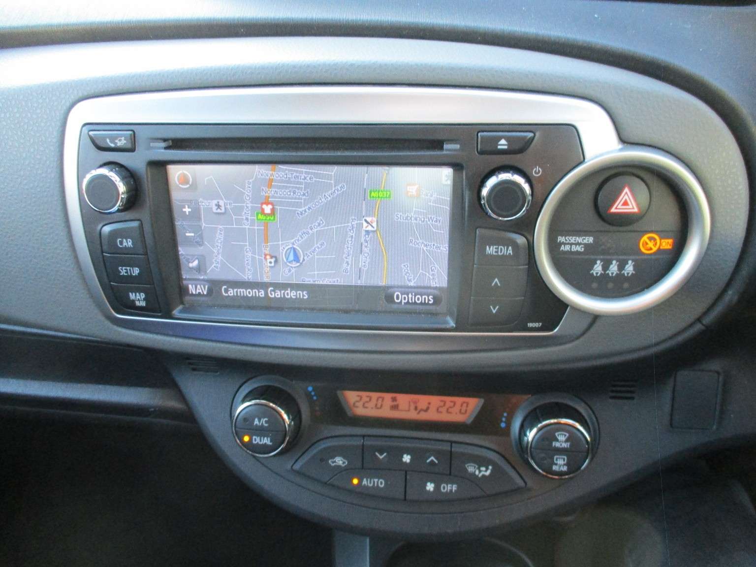 2014 TOYOTA YARIS 2014 TOYOTA YARIS