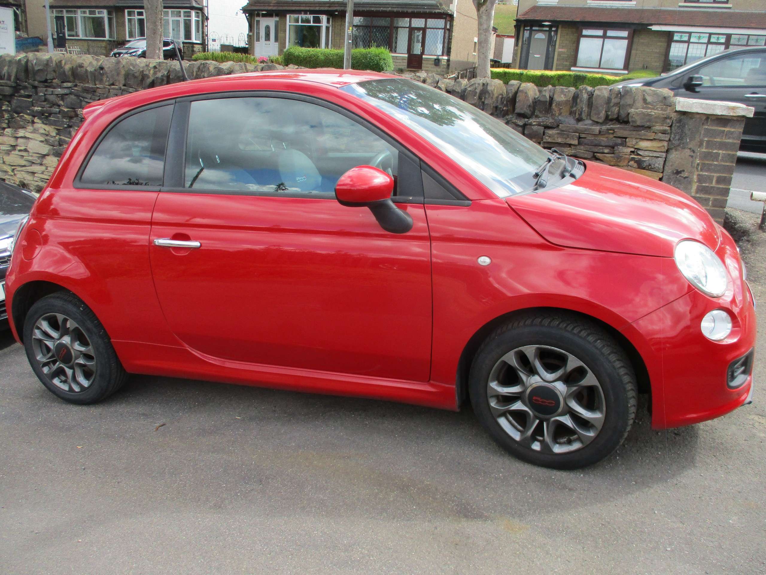 A 2014 FIAT 500 1.2 S Hatchback 3dr Petrol Manual Euro 6 (s/s) (69 bhp) A 2014 FIAT 500 1.2 S Hatchback 3dr Petrol Manual Euro 6 (s/s) (69 bhp)