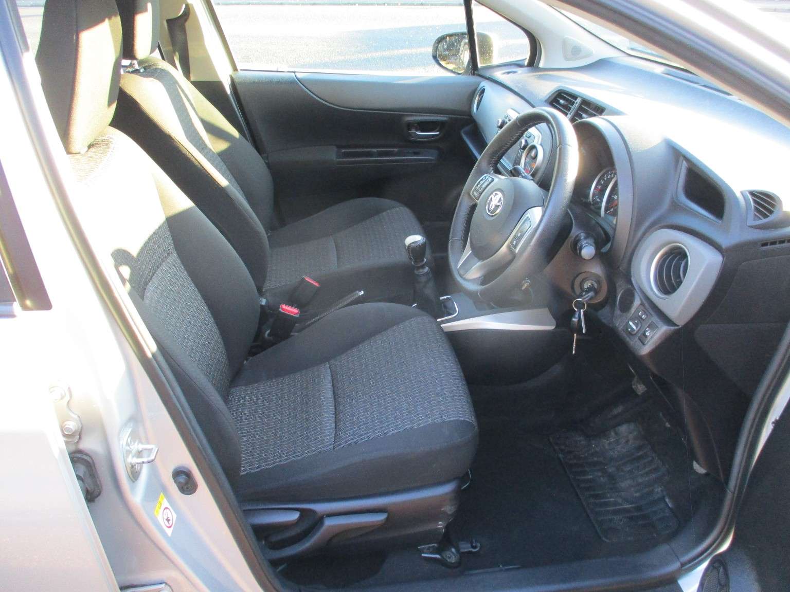 2014 TOYOTA YARIS 2014 TOYOTA YARIS