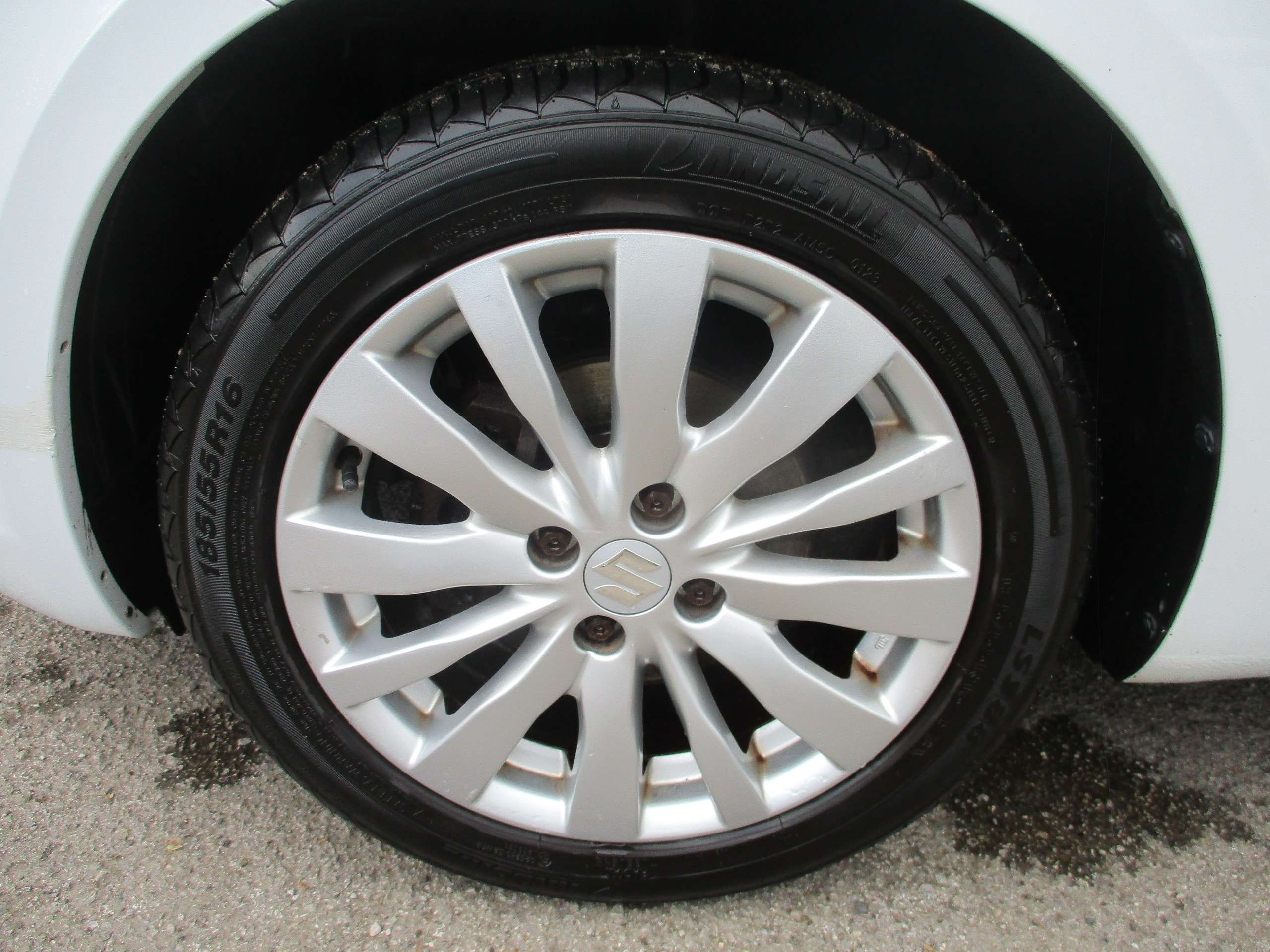 2012 SUZUKI SWIFT 2012 SUZUKI SWIFT