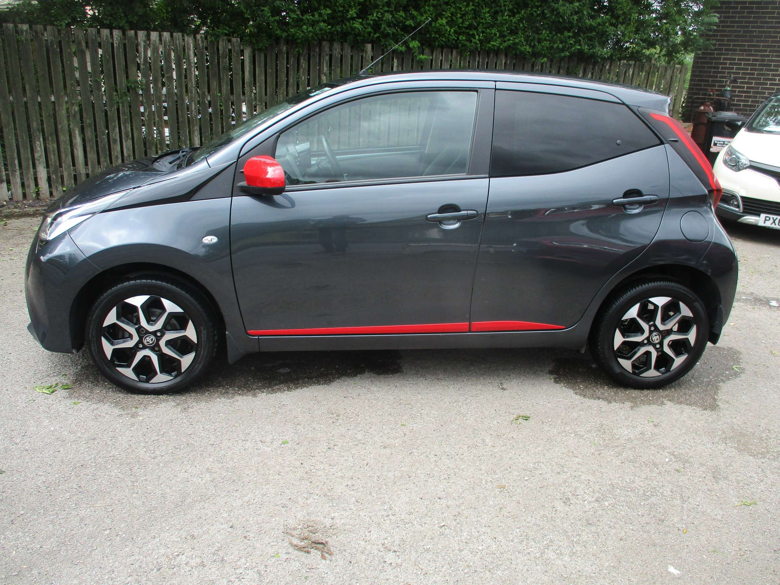 2021 TOYOTA AYGO 2021 TOYOTA AYGO