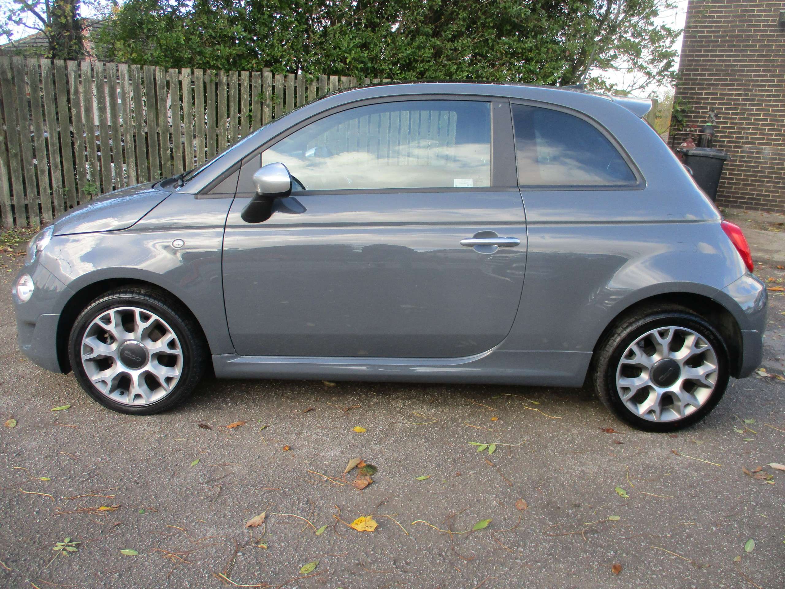 2020 FIAT 500 2020 FIAT 500