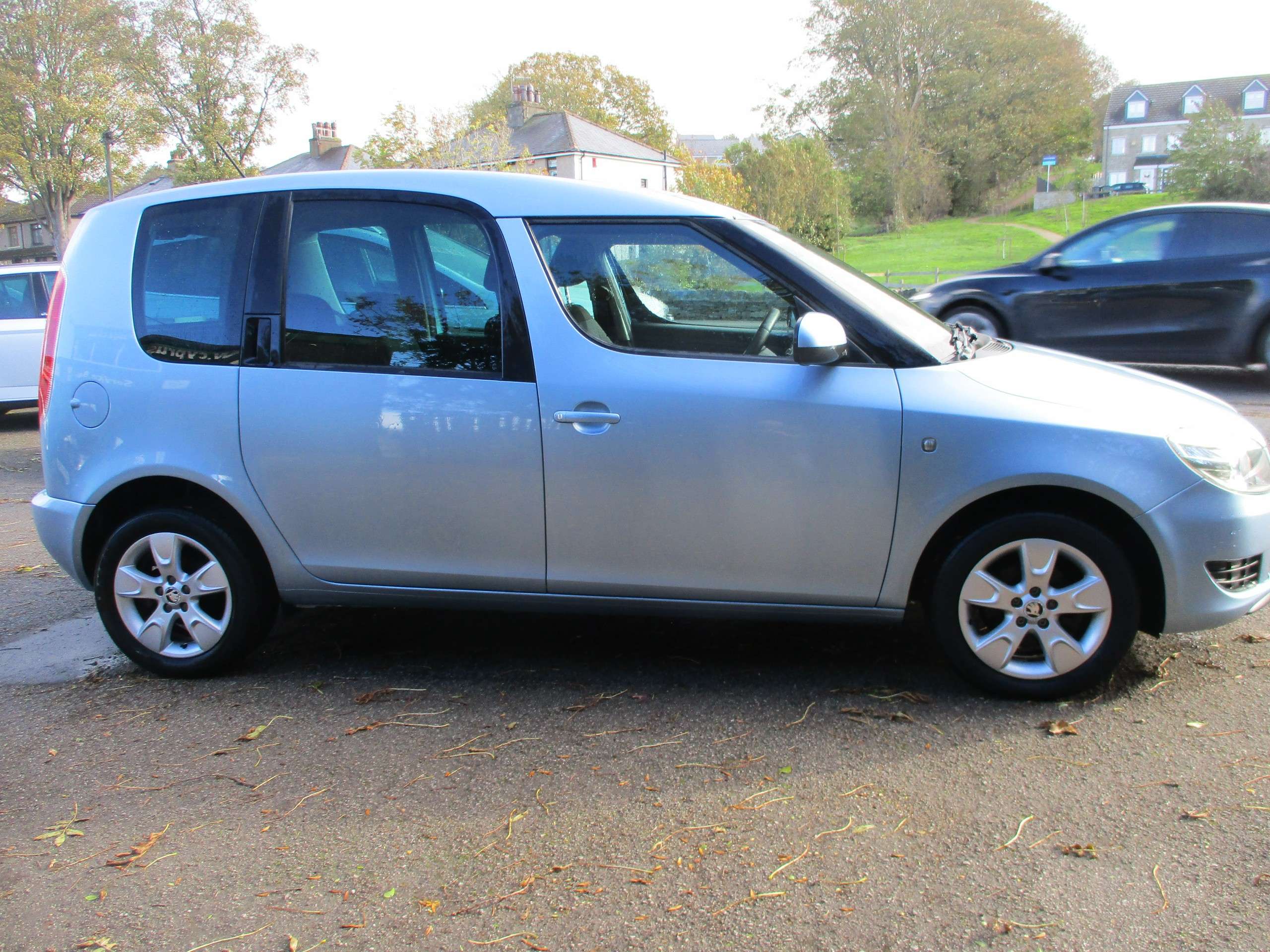 A 2014 SKODA ROOMSTER 1.2 TSI SE Action MPV 5dr Petrol Manual Euro 5 (86 ps) A 2014 SKODA ROOMSTER 1.2 TSI SE Action MPV 5dr Petrol Manual Euro 5 (86 ps)