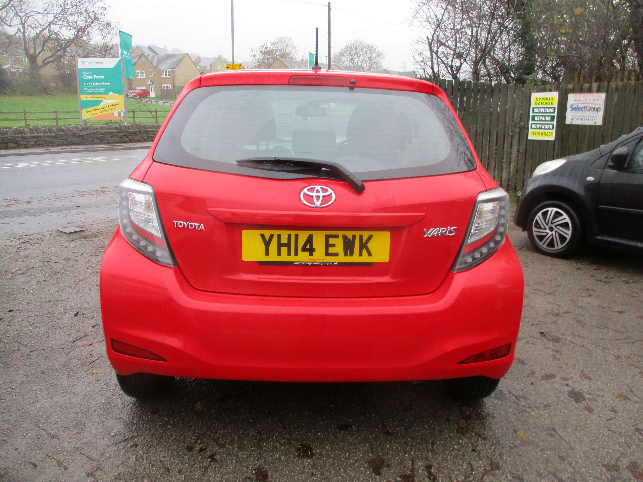 2014 TOYOTA YARIS 2014 TOYOTA YARIS