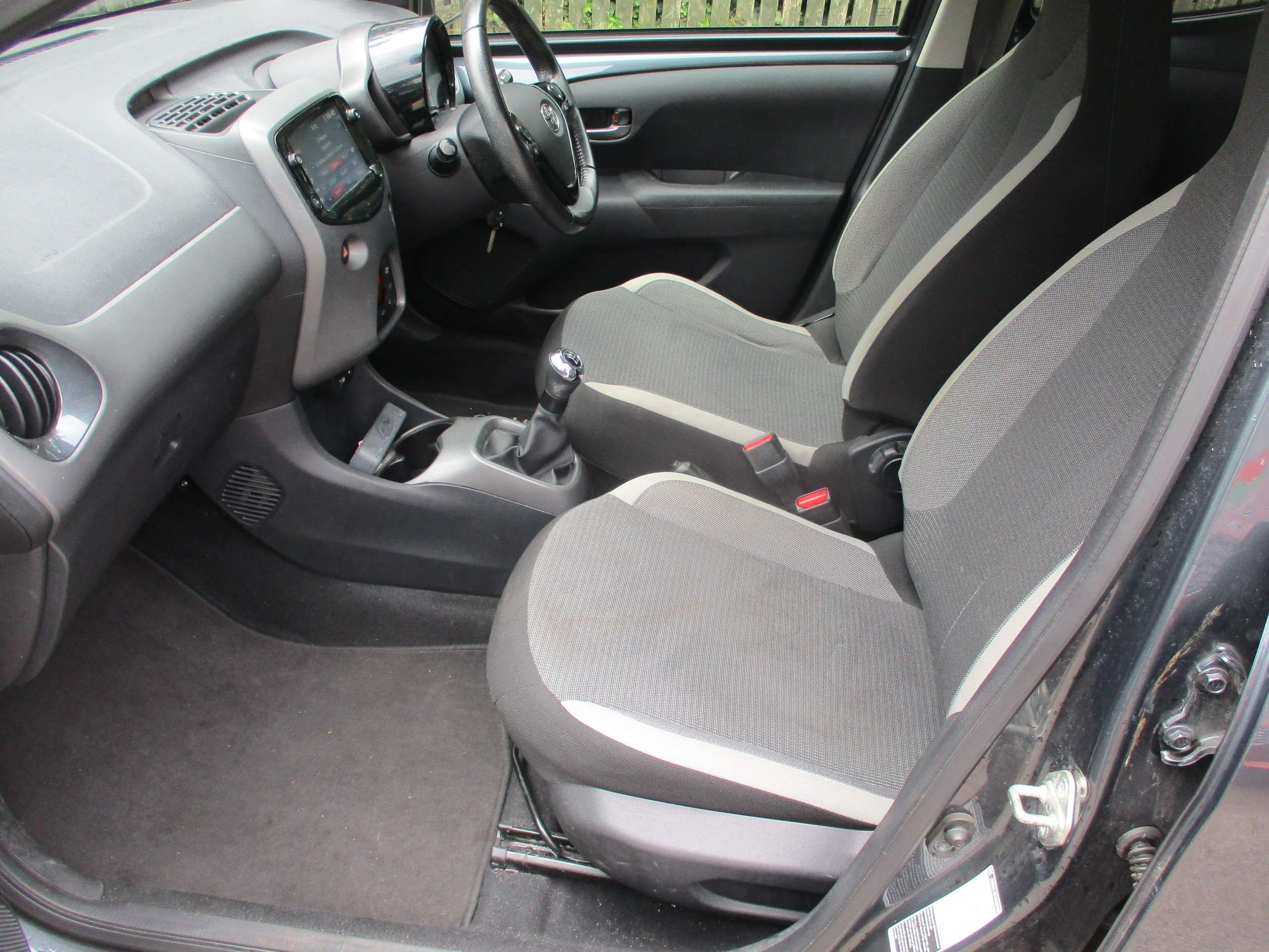 2021 TOYOTA AYGO 2021 TOYOTA AYGO