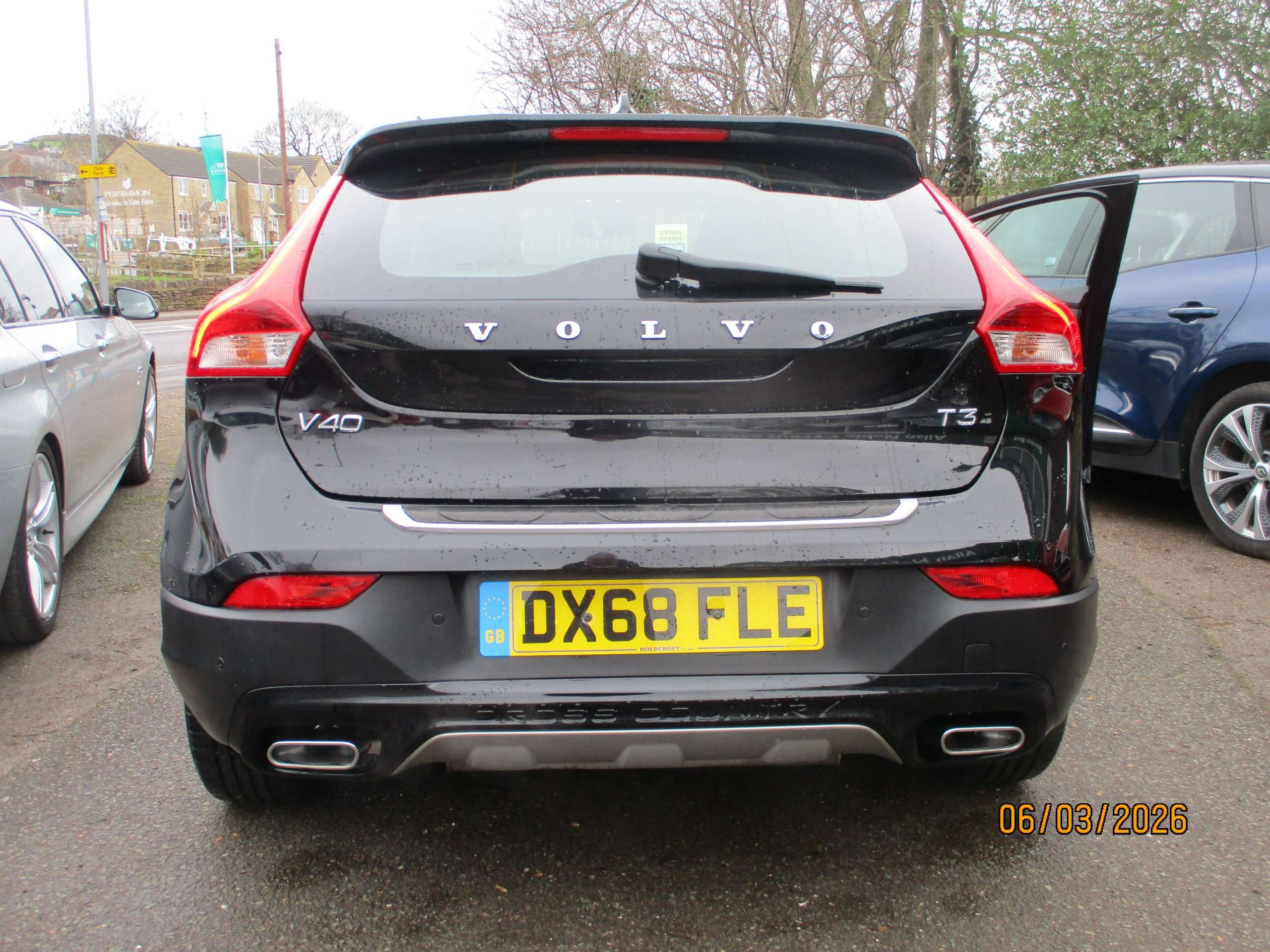 2018 VOLVO V40 CROSS COUNTRY 2018 VOLVO V40 CROSS COUNTRY