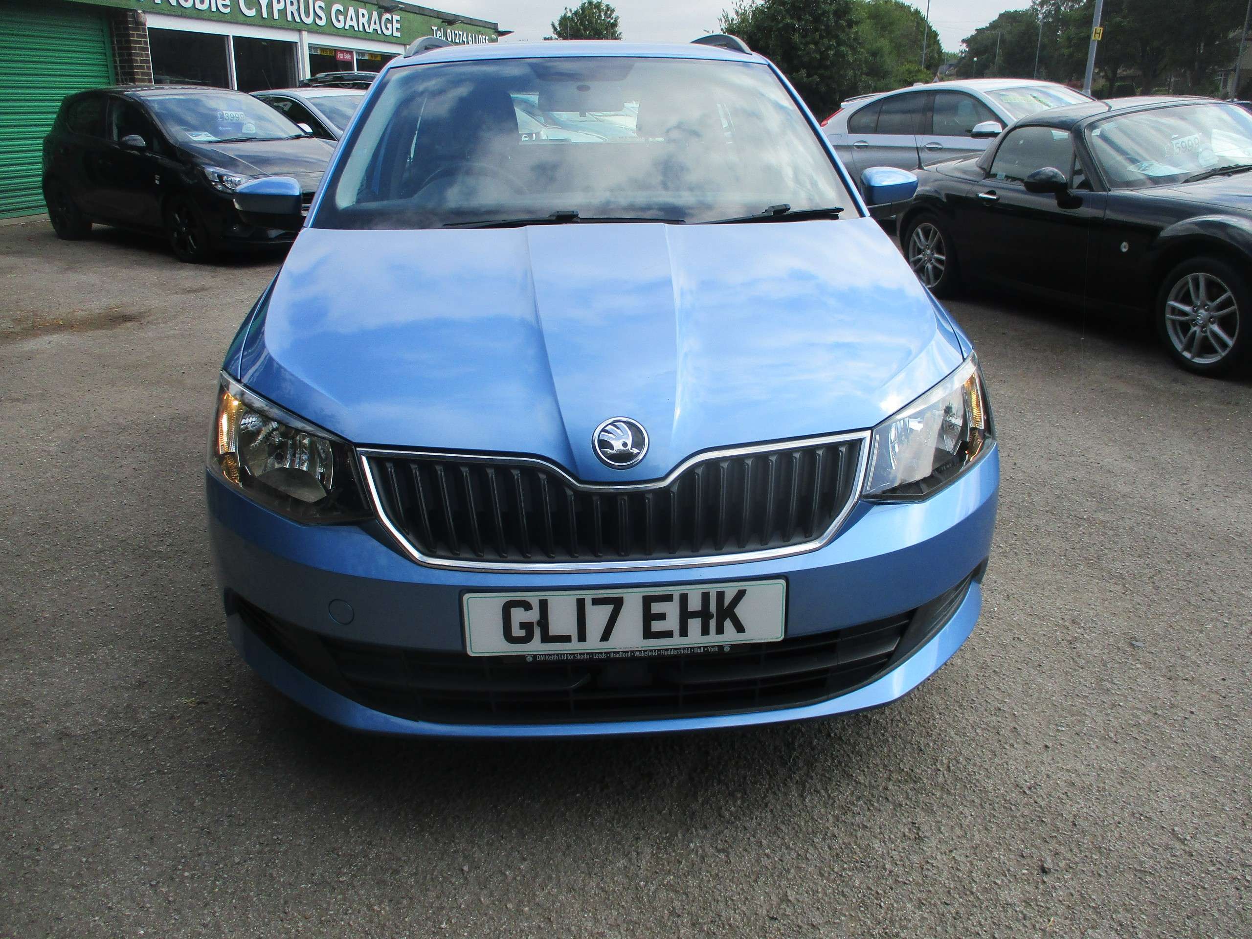 A 2017 SKODA FABIA 1.2 TSI SE Estate 5dr Petrol Manual Euro 6 (s/s) (90 ps) A 2017 SKODA FABIA 1.2 TSI SE Estate 5dr Petrol Manual Euro 6 (s/s) (90 ps)