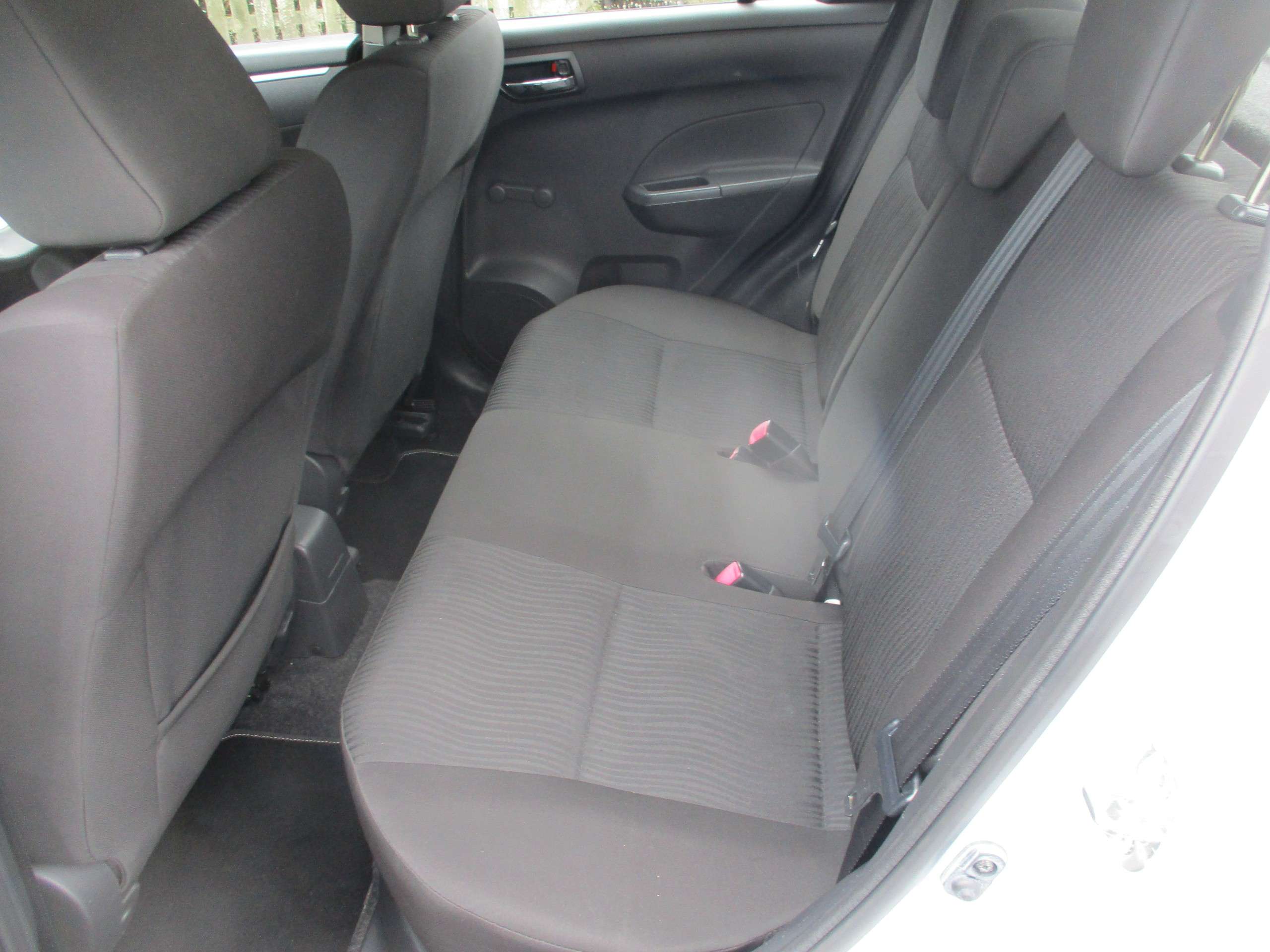 2012 SUZUKI SWIFT 2012 SUZUKI SWIFT