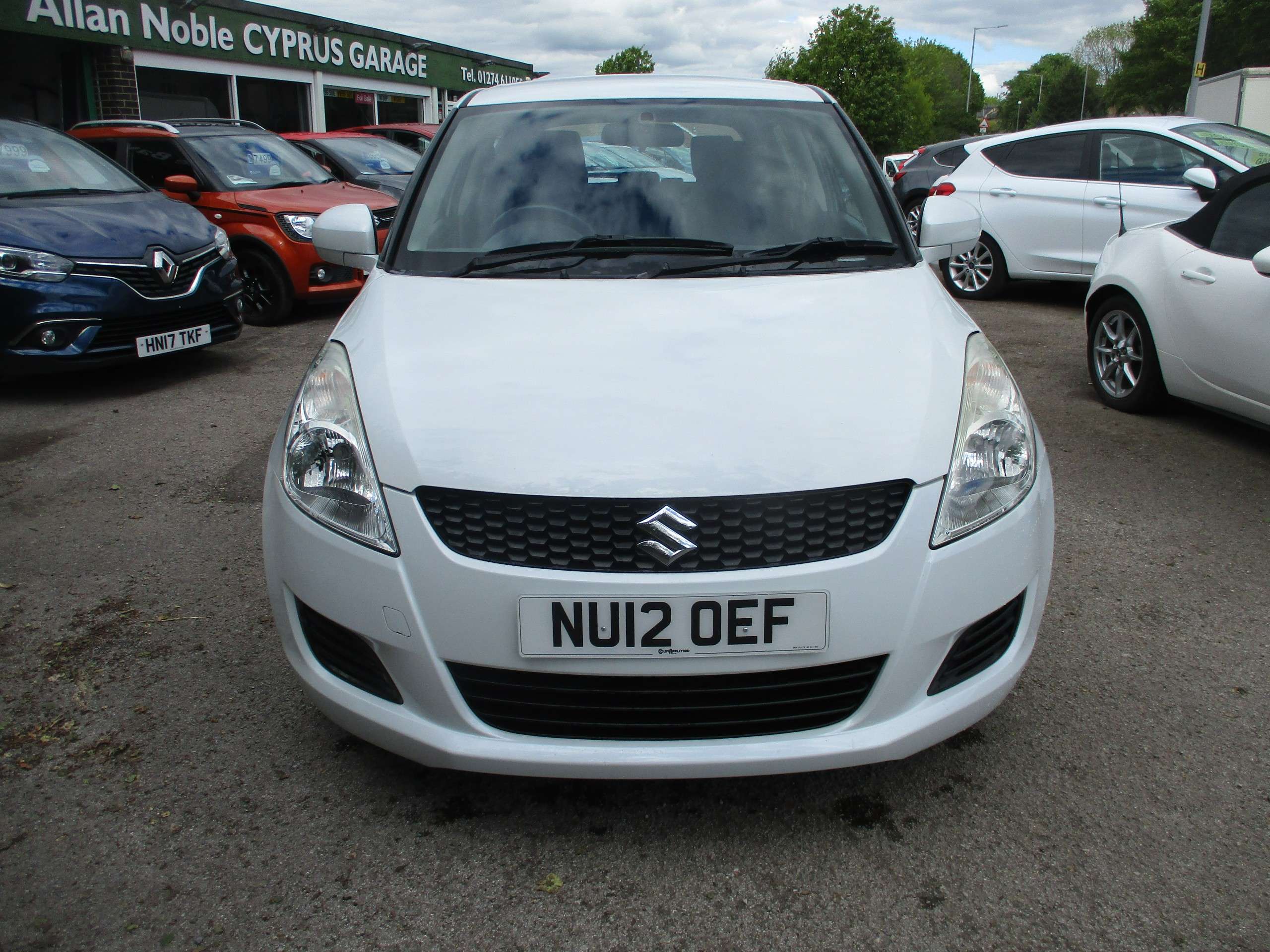 A 2012 SUZUKI SWIFT 1.2 SZ3 Hatchback 5dr Petrol Manual Euro 5 (94 ps) A 2012 SUZUKI SWIFT 1.2 SZ3 Hatchback 5dr Petrol Manual Euro 5 (94 ps)