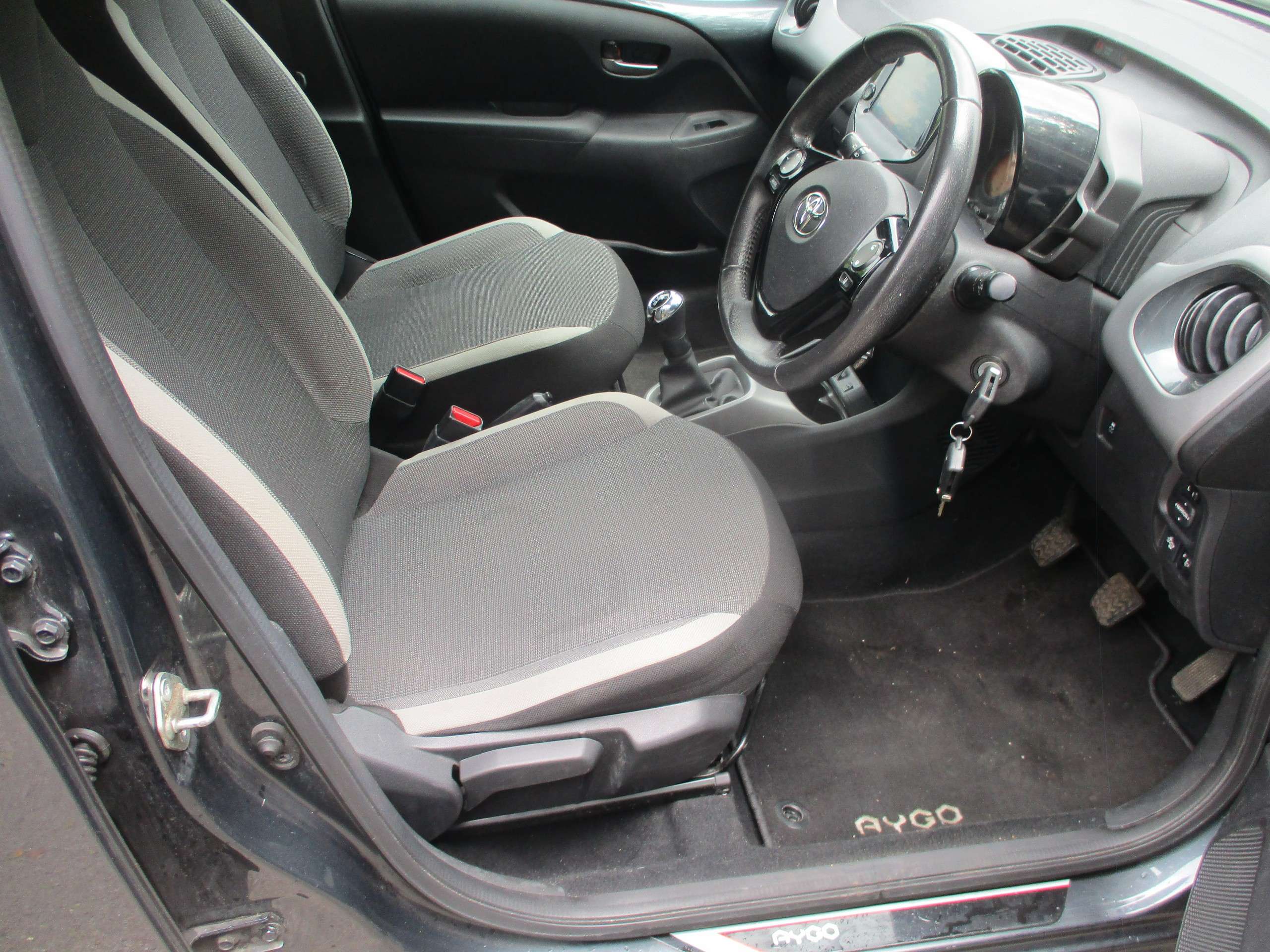 2021 TOYOTA AYGO 2021 TOYOTA AYGO