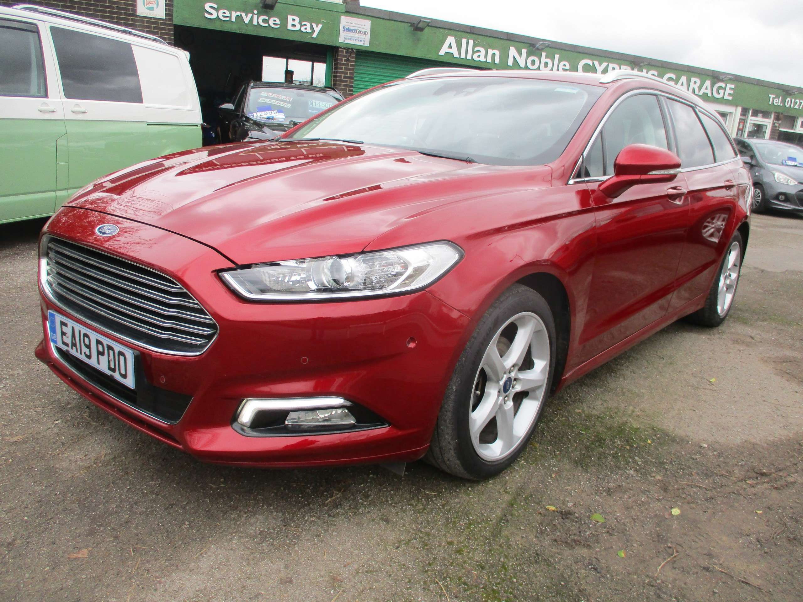 A 2019 FORD MONDEO 1.5T EcoBoost Titanium Edition Estate 5dr Petrol Auto Euro 6 (s/s) (165 ps) A 2019 FORD MONDEO 1.5T EcoBoost Titanium Edition Estate 5dr Petrol Auto Euro 6 (s/s) (165 ps)