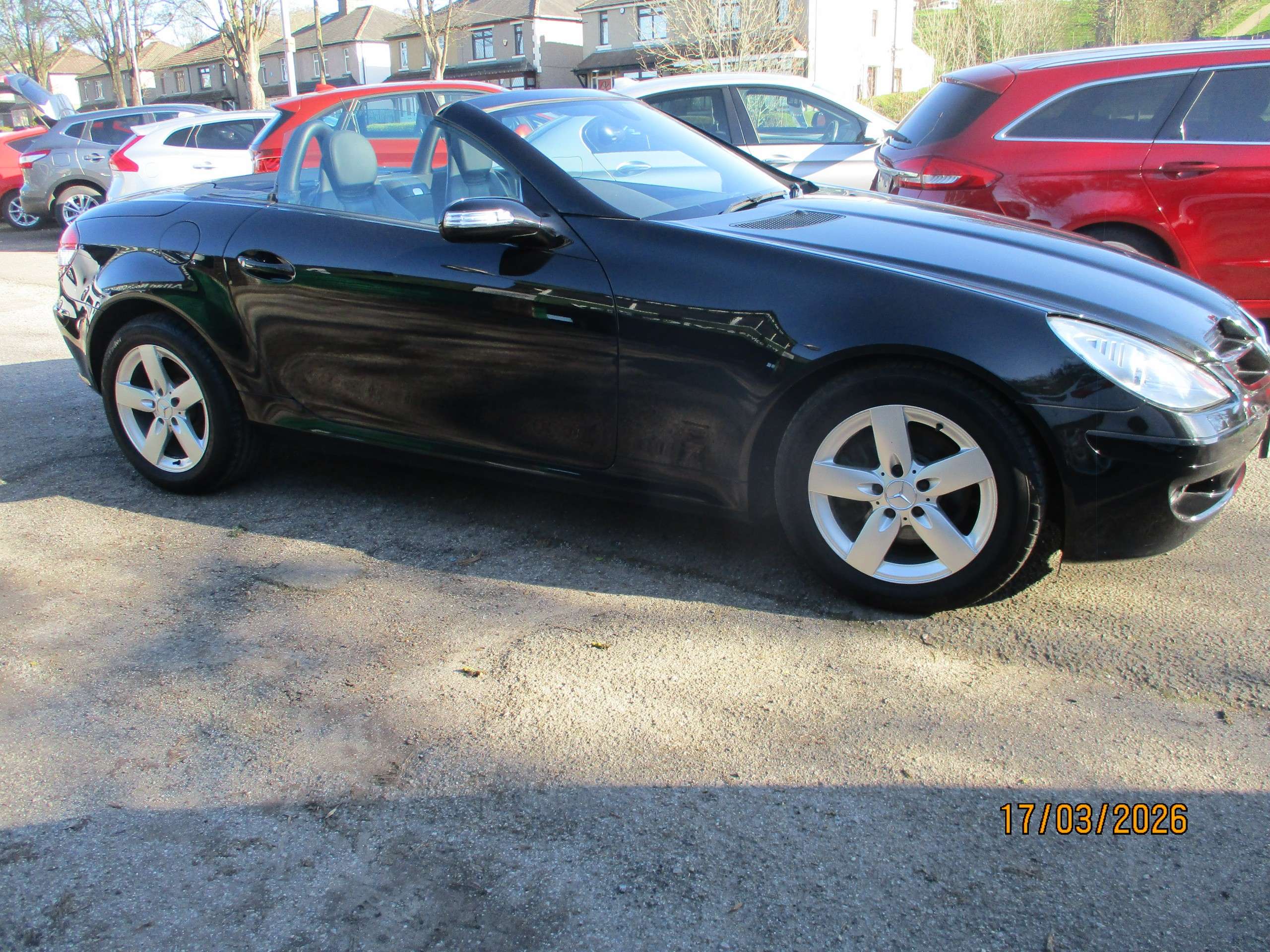 A 2006 MERCEDES-BENZ SLK 3.0 SLK280 Convertible 2dr Petrol 7G-Tronic (222 g/km, 231 bhp) A 2006 MERCEDES-BENZ SLK 3.0 SLK280 Convertible 2dr Petrol 7G-Tronic (222 g/km, 231 bhp)
