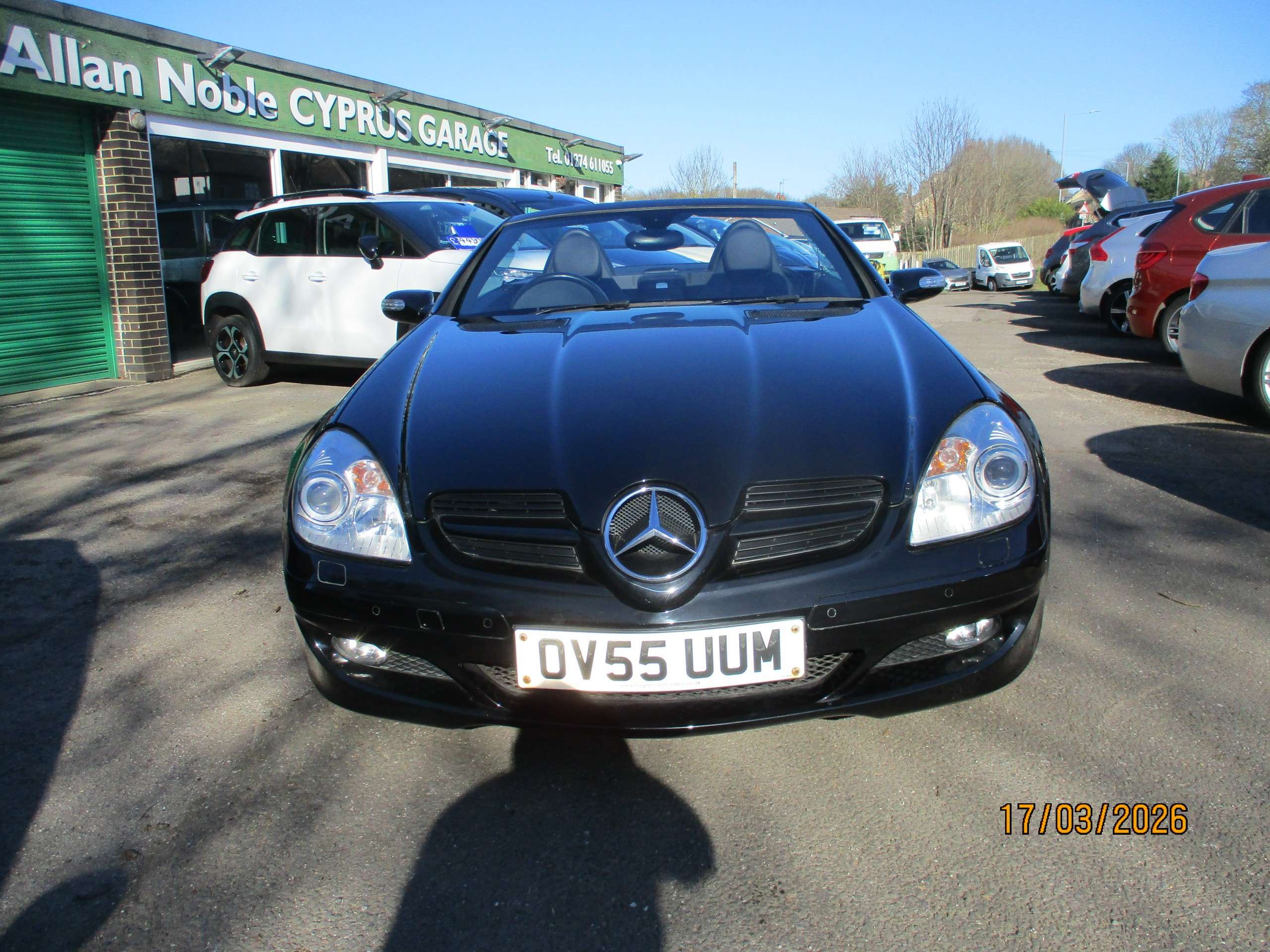 A 2006 MERCEDES-BENZ SLK 3.0 SLK280 Convertible 2dr Petrol 7G-Tronic (222 g/km, 231 bhp) A 2006 MERCEDES-BENZ SLK 3.0 SLK280 Convertible 2dr Petrol 7G-Tronic (222 g/km, 231 bhp)
