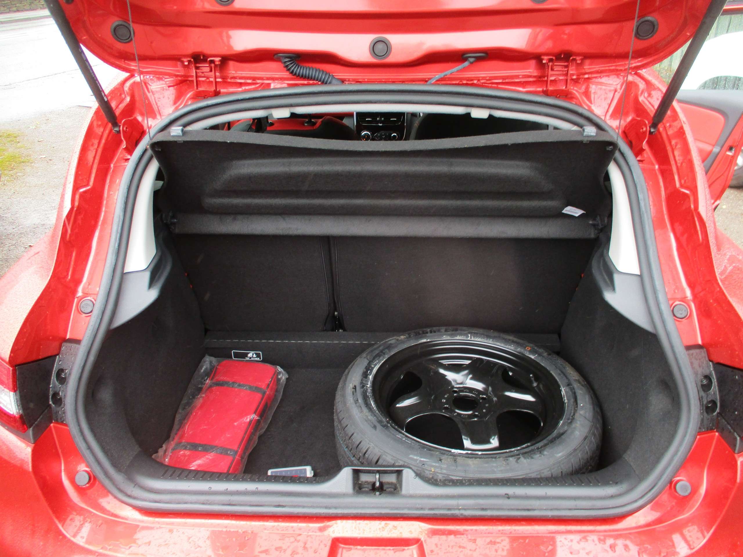 2013 RENAULT CLIO 2013 RENAULT CLIO