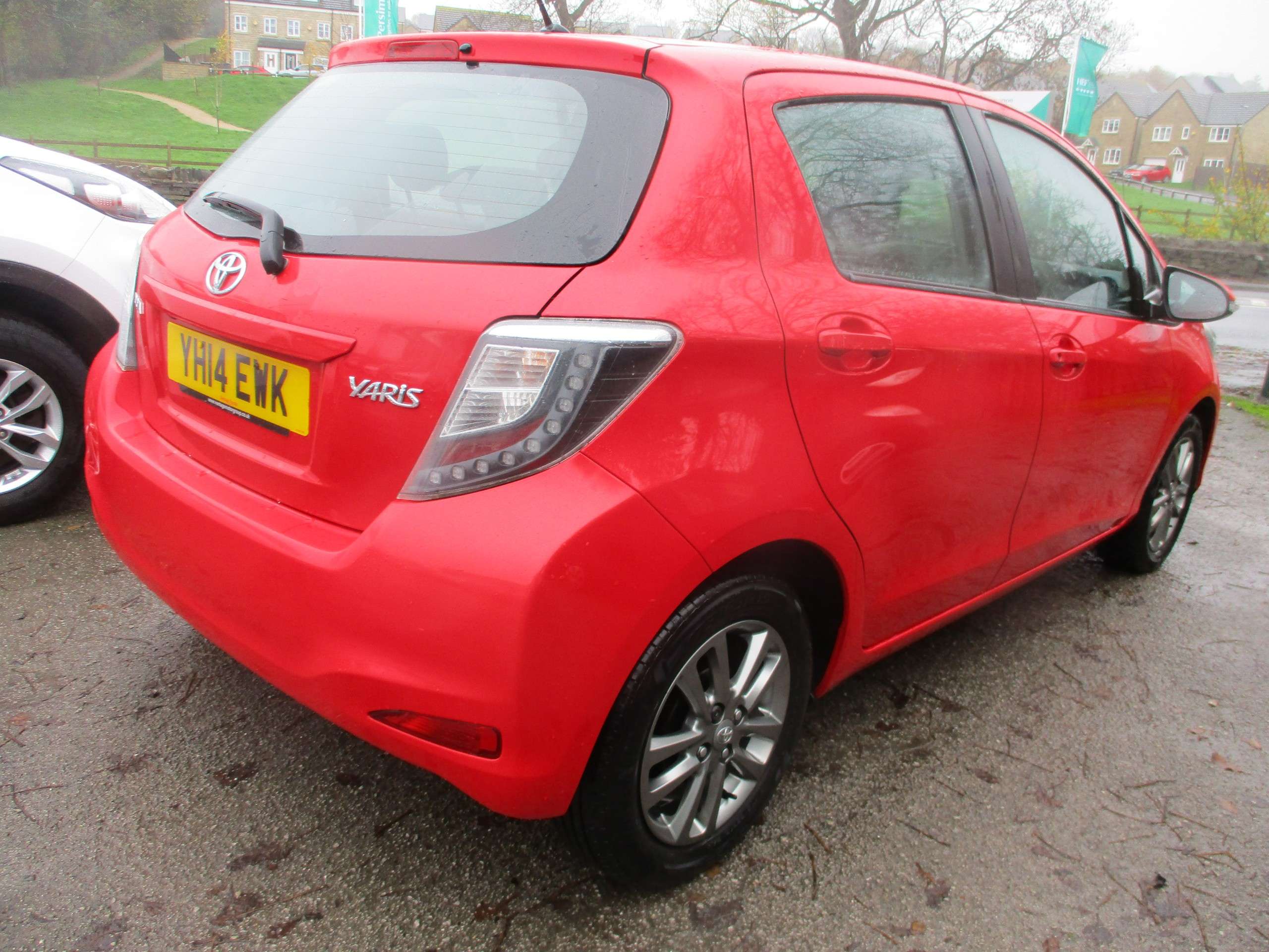 2014 TOYOTA YARIS 2014 TOYOTA YARIS