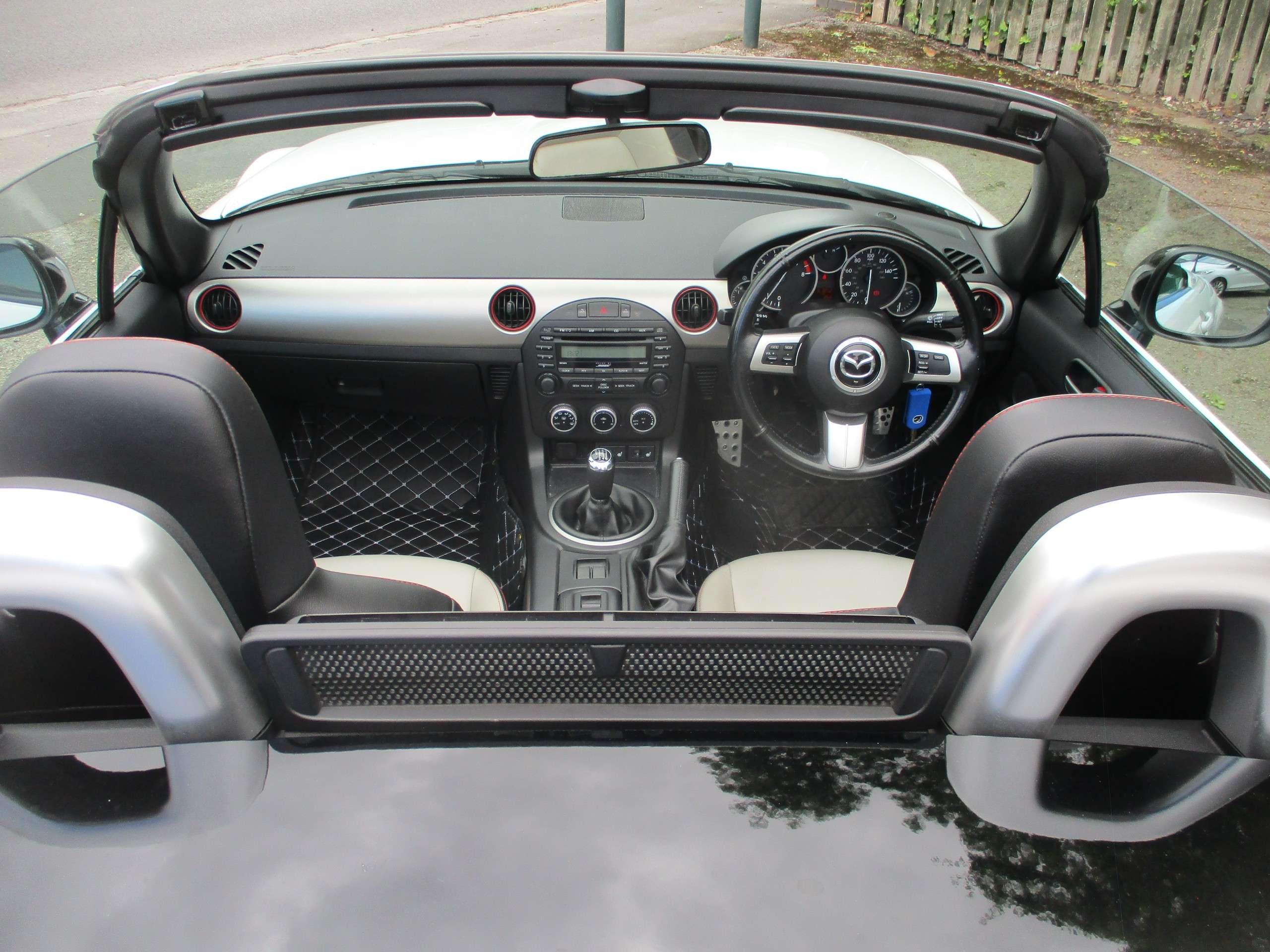 2012 MAZDA MX-5 2012 MAZDA MX-5