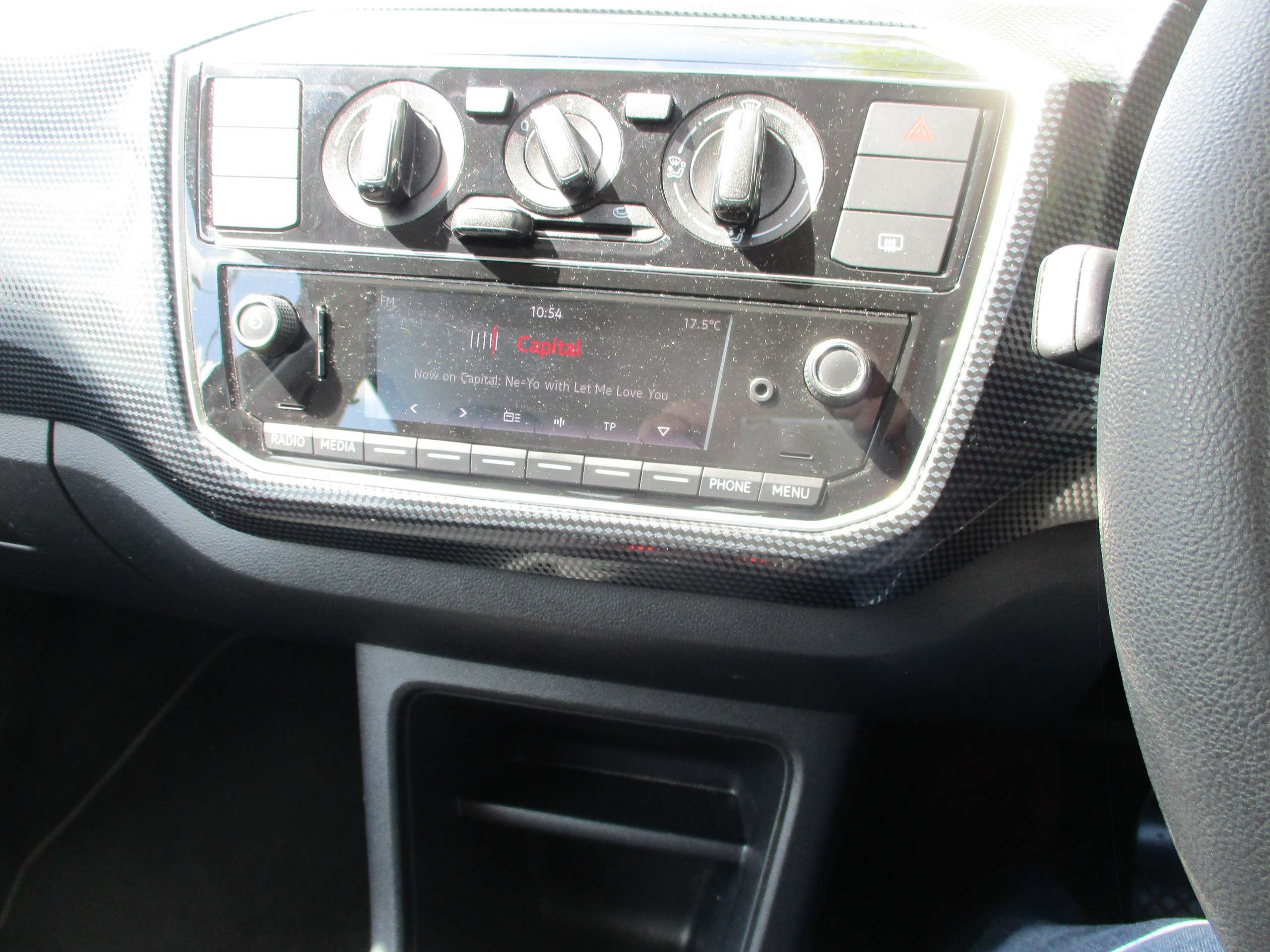 2017 VOLKSWAGEN UP! 2017 VOLKSWAGEN UP!