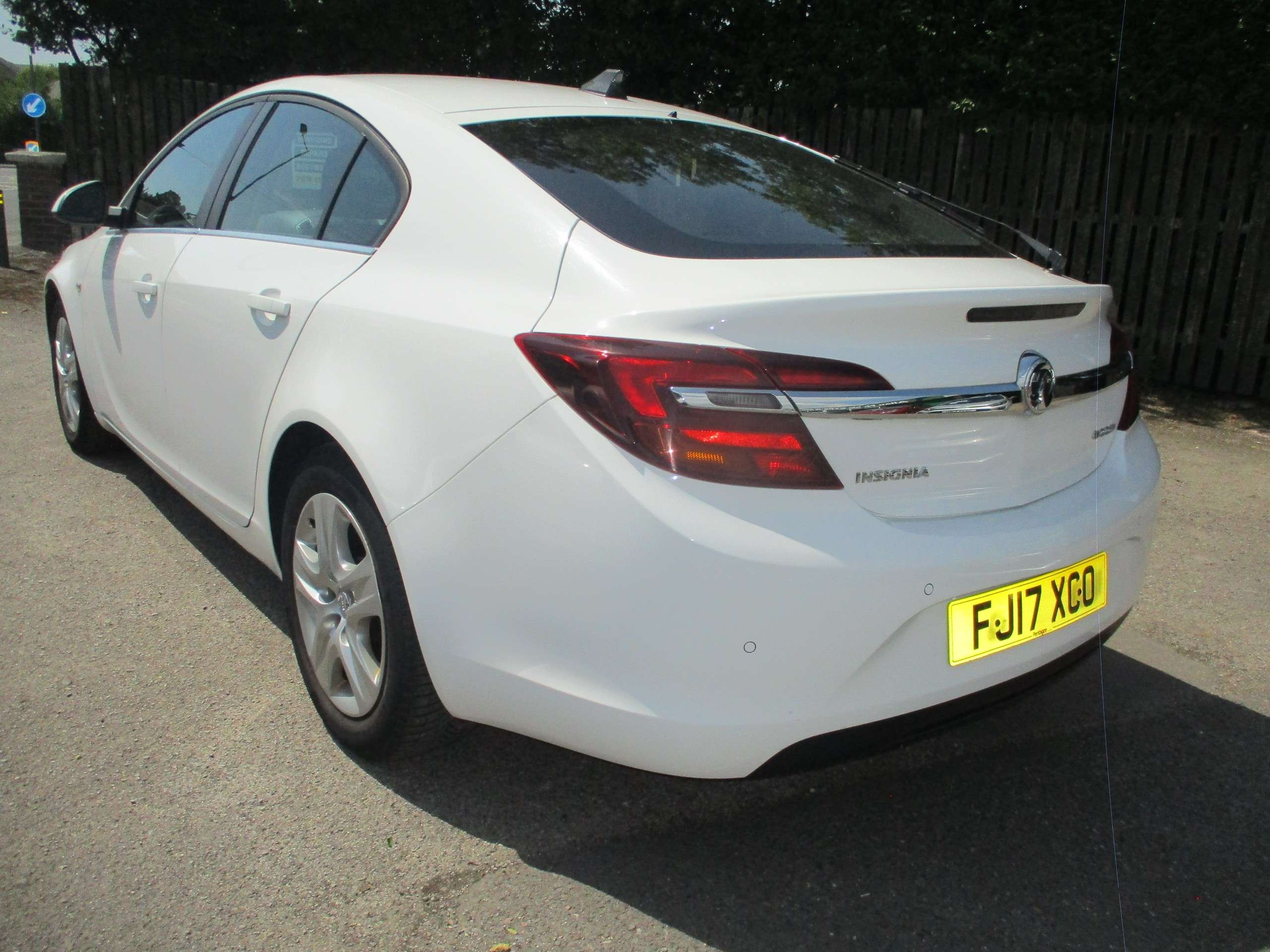2017 VAUXHALL INSIGNIA 2017 VAUXHALL INSIGNIA