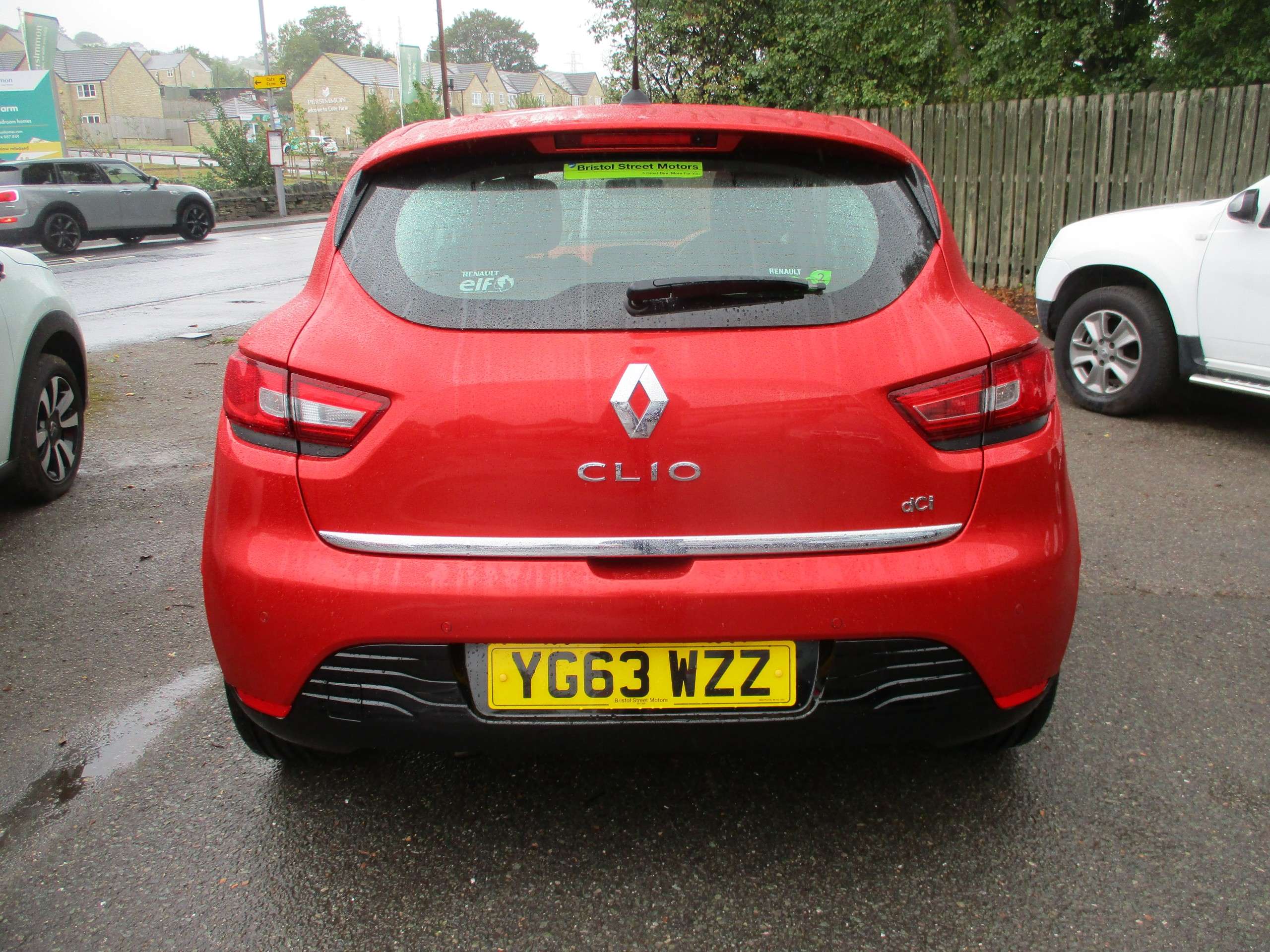 2013 RENAULT CLIO 2013 RENAULT CLIO