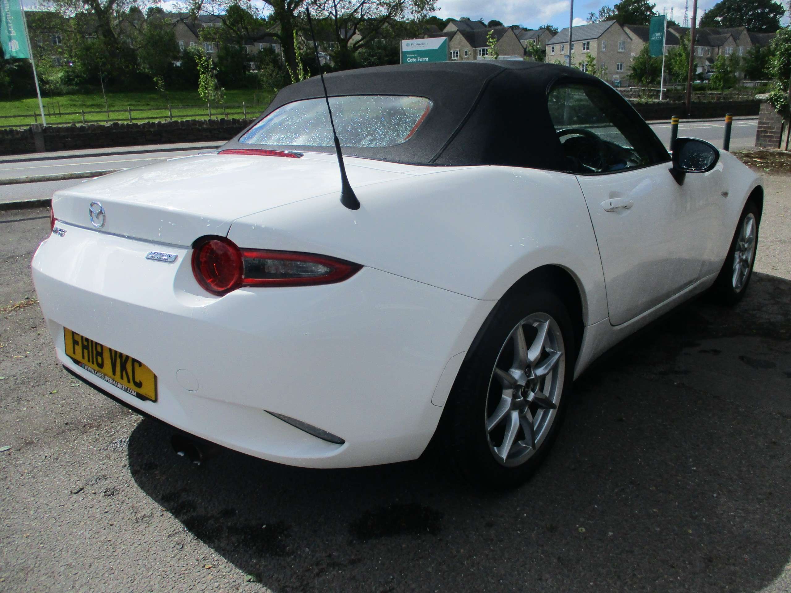 2018 MAZDA MX-5 2018 MAZDA MX-5
