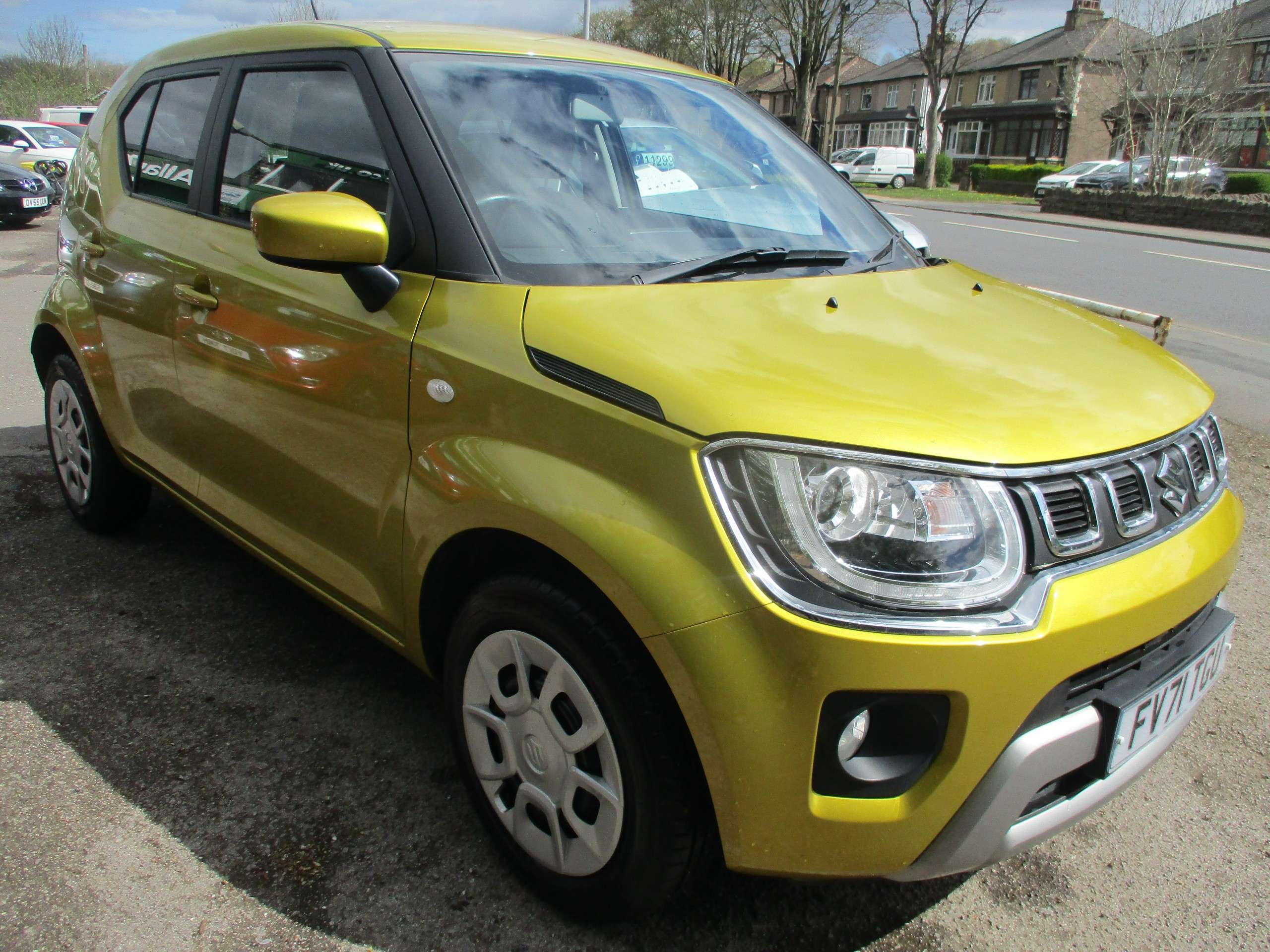 A 2021 SUZUKI IGNIS 1.2 Dualjet MHEV SZ3 Hatchback 5dr Petrol Hybrid Manual Euro 6 (s/s) (83 ps) A 2021 SUZUKI IGNIS 1.2 Dualjet MHEV SZ3 Hatchback 5dr Petrol Hybrid Manual Euro 6 (s/s) (83 ps)