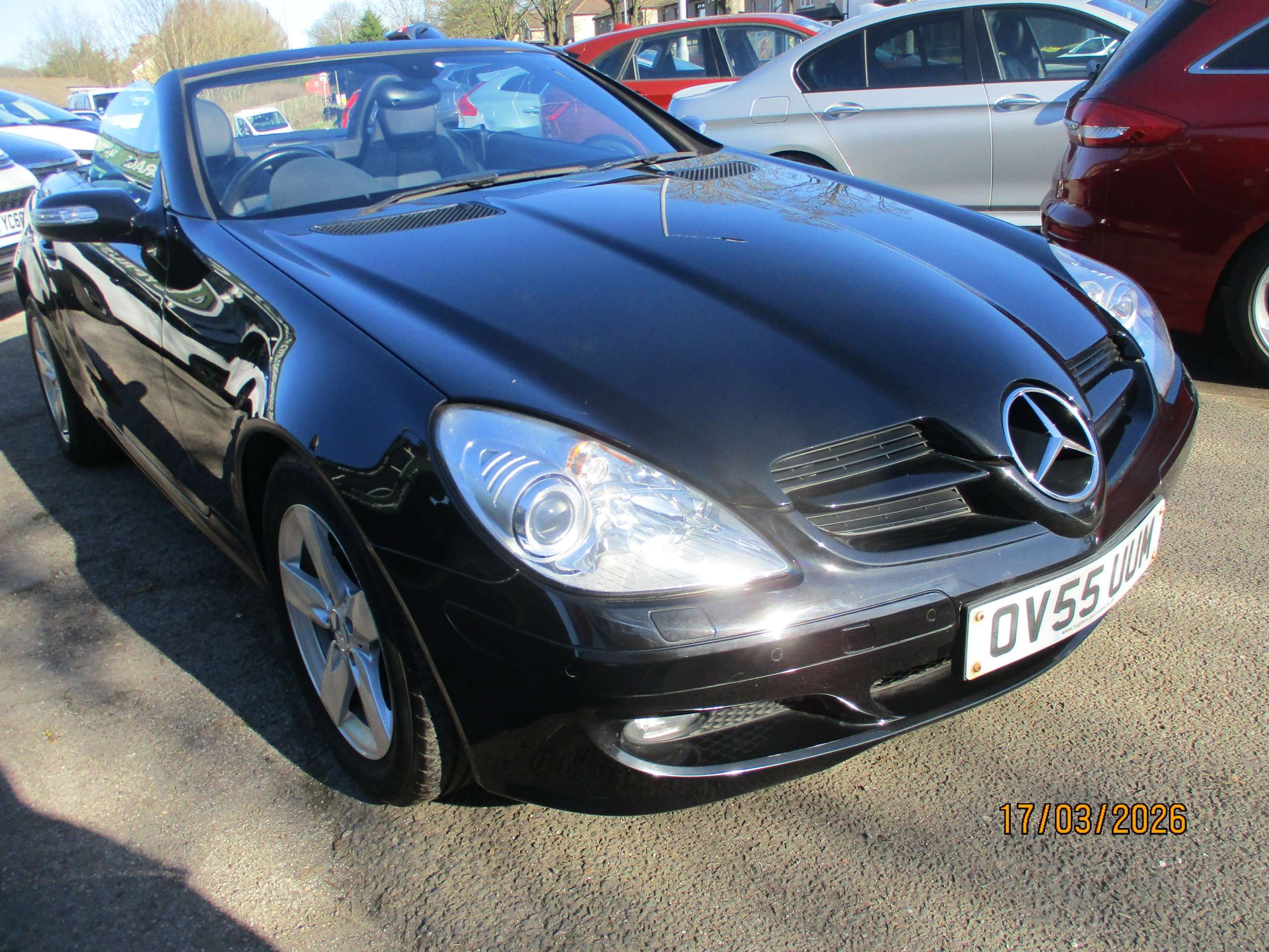 A 2006 MERCEDES-BENZ SLK 3.0 SLK280 Convertible 2dr Petrol 7G-Tronic (222 g/km, 231 bhp) A 2006 MERCEDES-BENZ SLK 3.0 SLK280 Convertible 2dr Petrol 7G-Tronic (222 g/km, 231 bhp)